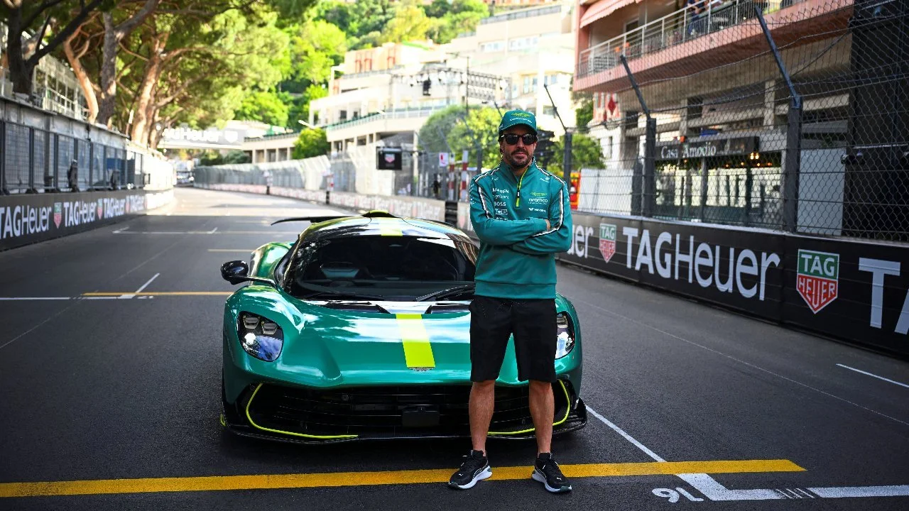 Aston Martin Valhalla en Monaco.