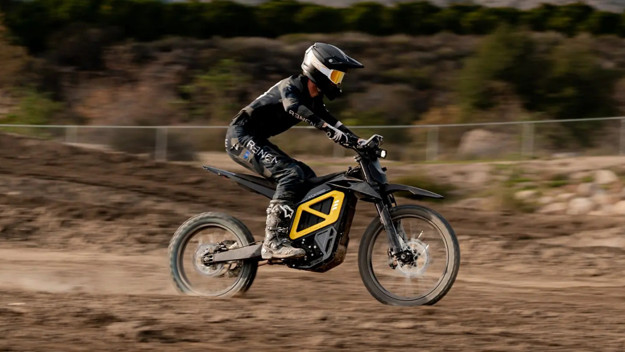 capitanelectro.com | Reseña de la Niu XQi 500 2026: La moto eléctrica de cross que realmente actúa como una motocicleta.
