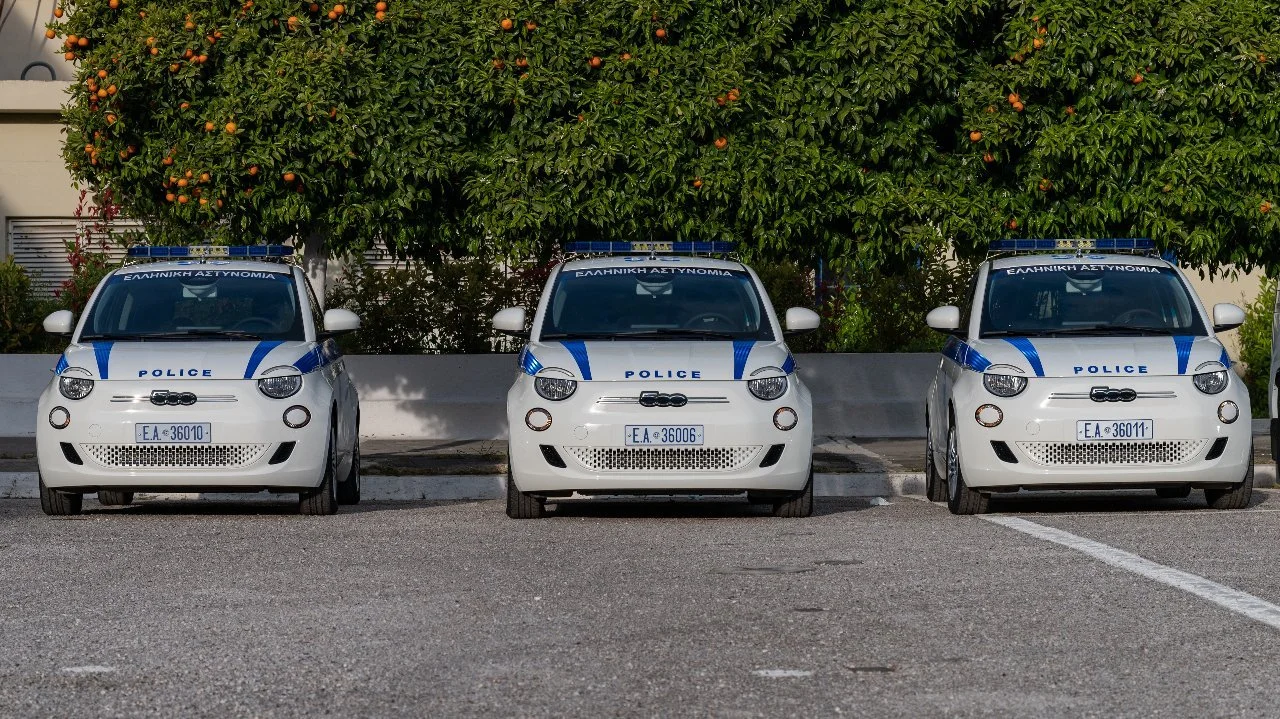 Fiat 500e se une a la policía griega