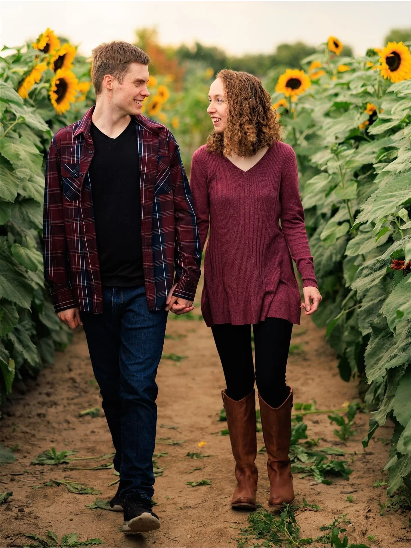 Congratulations to this beautiful couple on their engagement it was such a pleasure capturing these moments as they take this next step together!