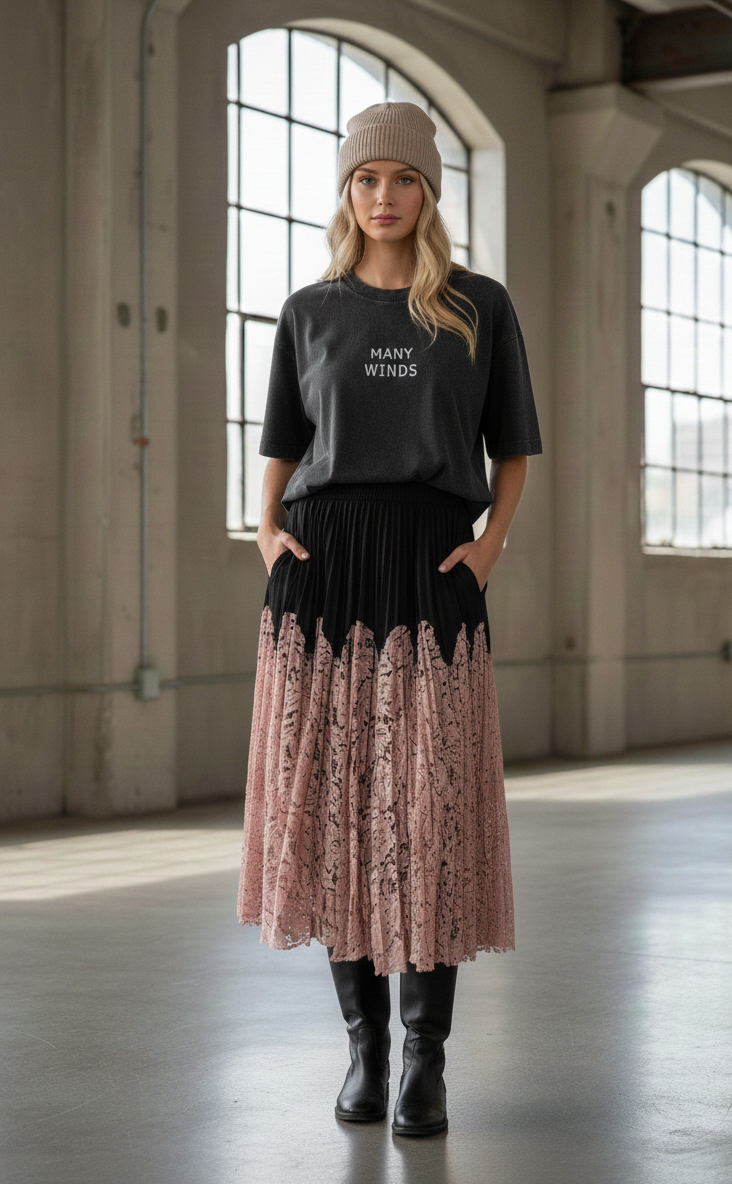 Black Shirt - Black Skirt 1.png