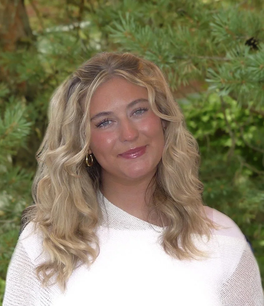 Lianna Wilkes, Intern