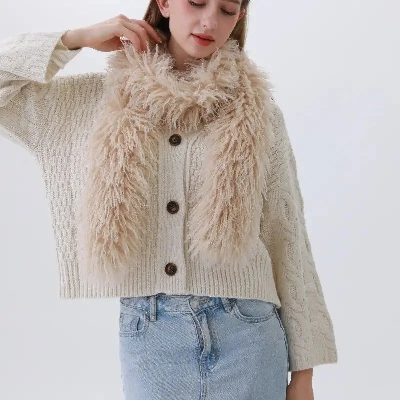 Feathered Scarf