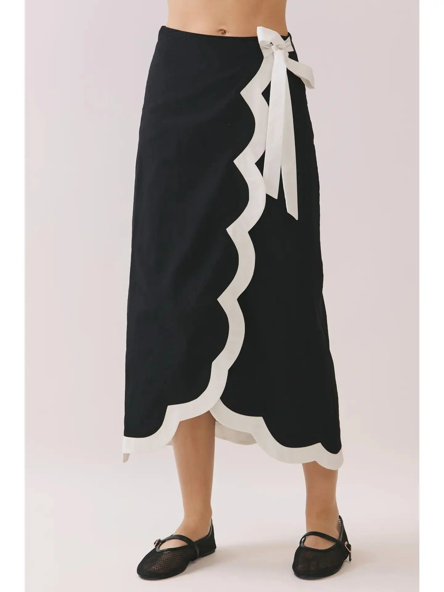 Black Scalloped Midi Skirt