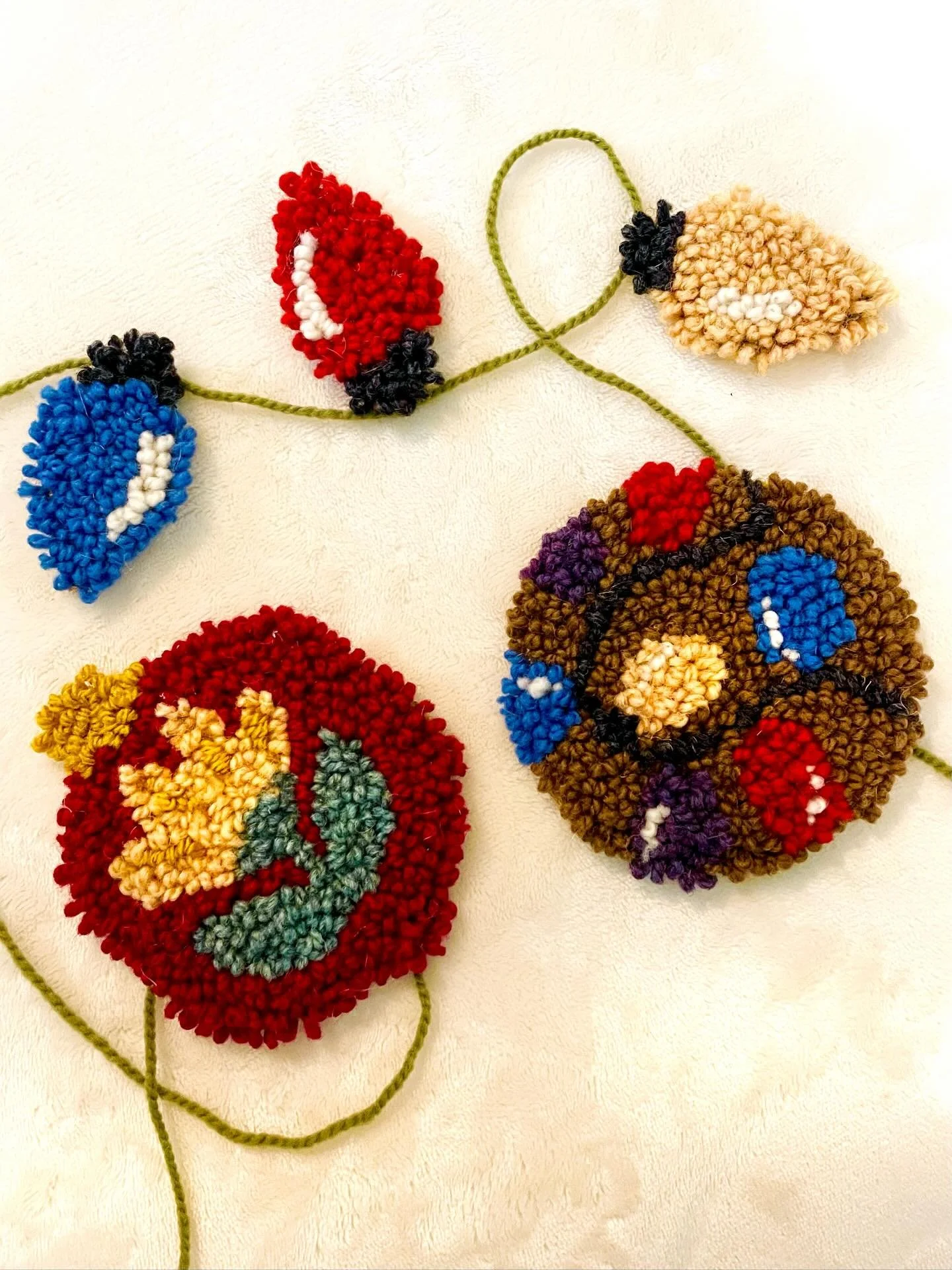 Who&rsquo;s ready for some cozy crafting 🥰🫖🧶❄️

Snag one of these very limited rug hooking creations at the @welldonemakersmarket this coming SUNDAY NOV 23 at The Bank in Welland! 

And I will have some new rug coaster kits available for those of 