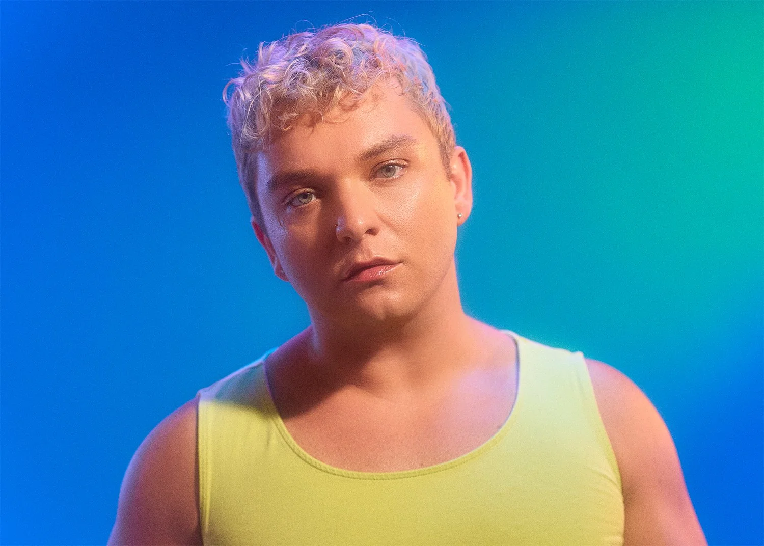 082226_Brandon_Artist_Portraits_Brandon_Portrait_02_7734.jpg