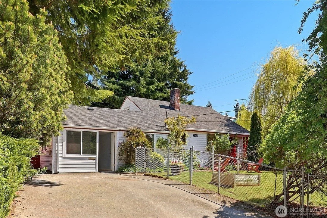 17002 14th Ave NE, Shoreline - North City.jpeg