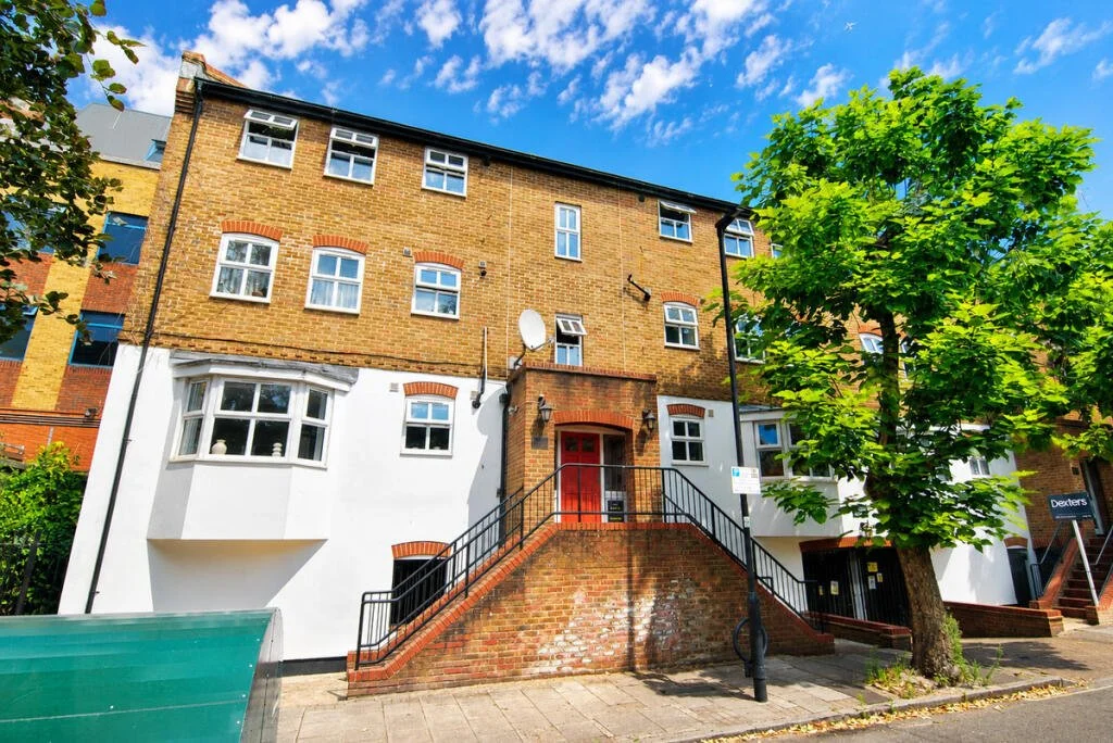 A Two-Bedroom Home in One of My Favourite Corners of Vauxhall