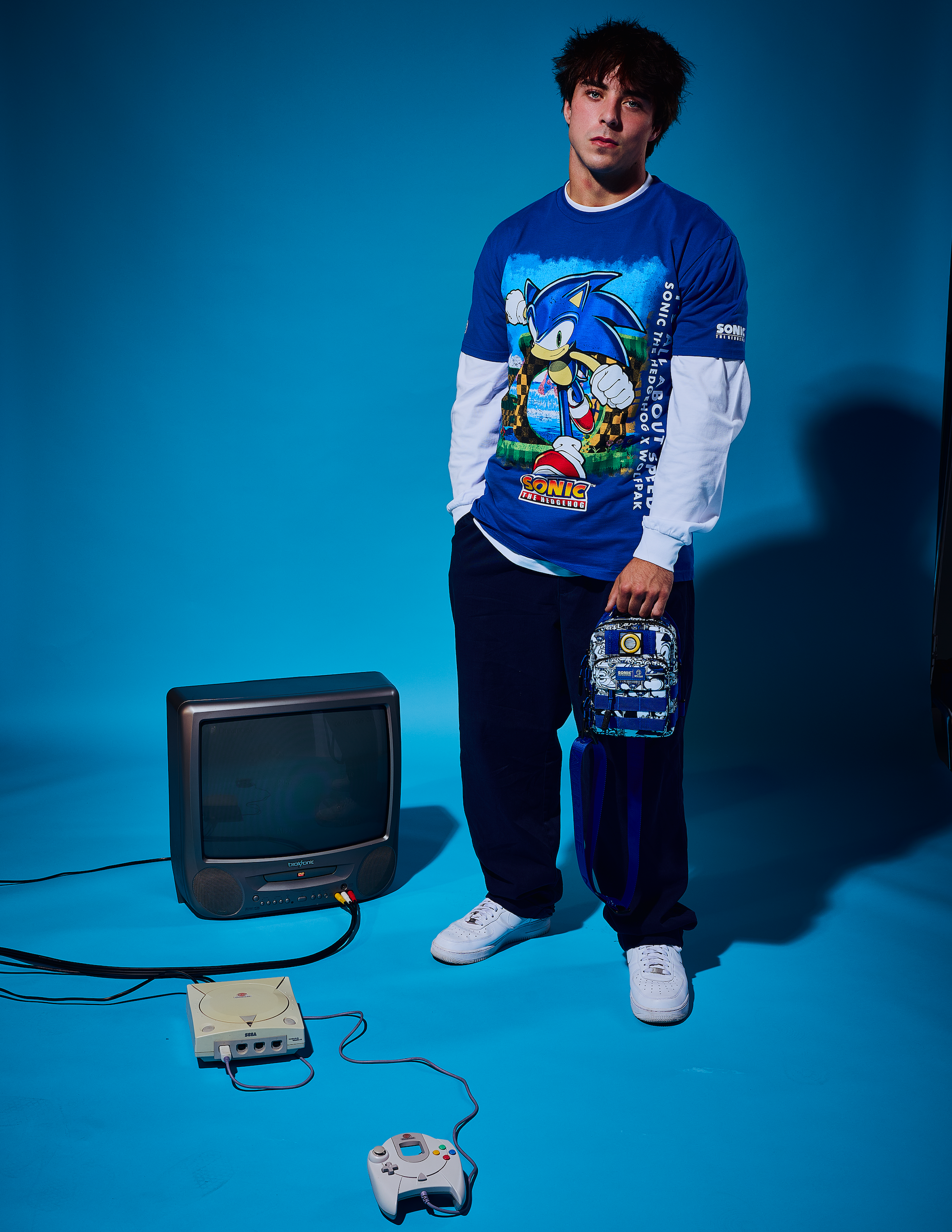 26_07_09_SONIC_COLLECTION_4L_SLING_LIFESTYLE_25530.png
