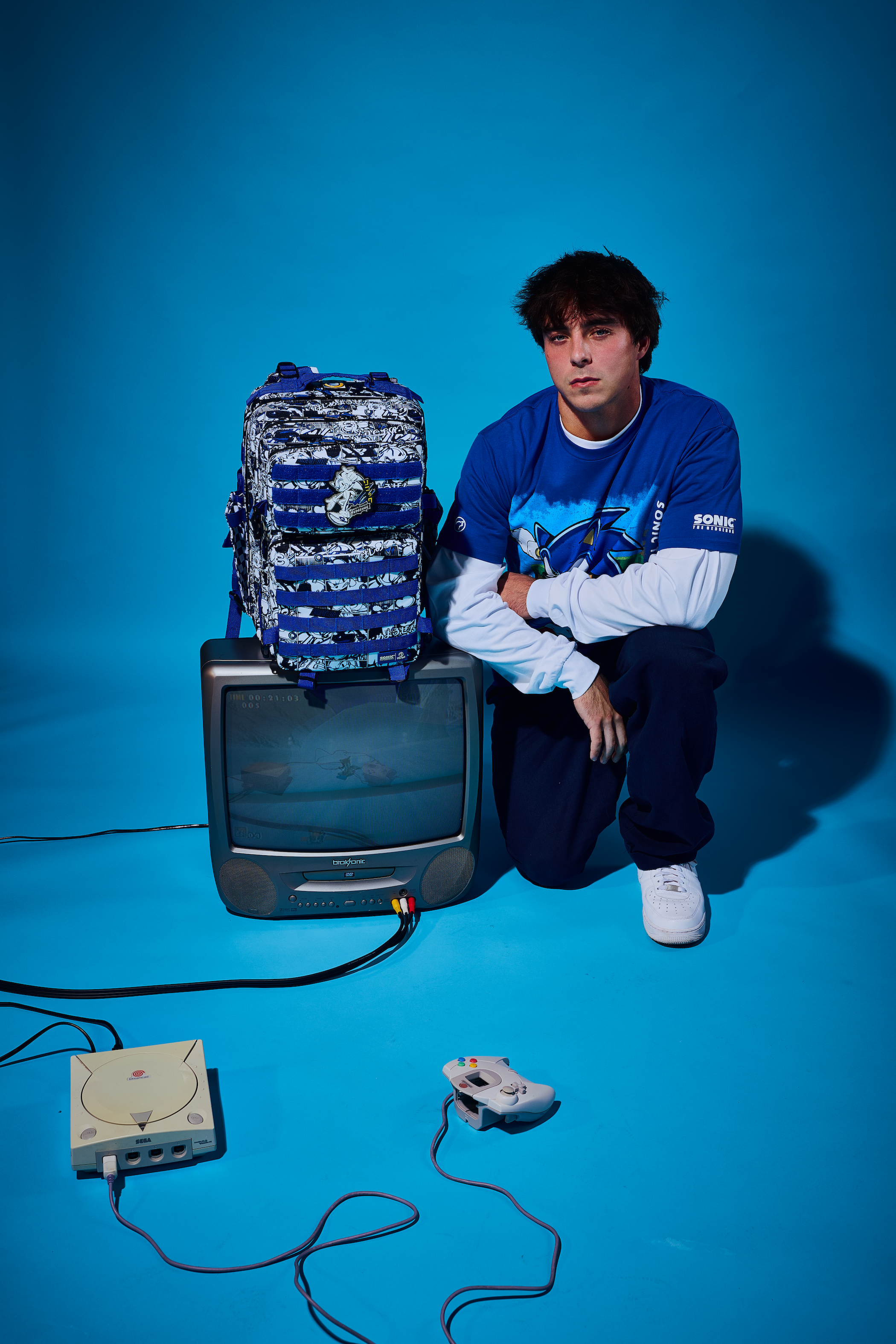 26_07_09_SONIC_COLLECTION_45L_BP_LIFESTYLE_25600.png