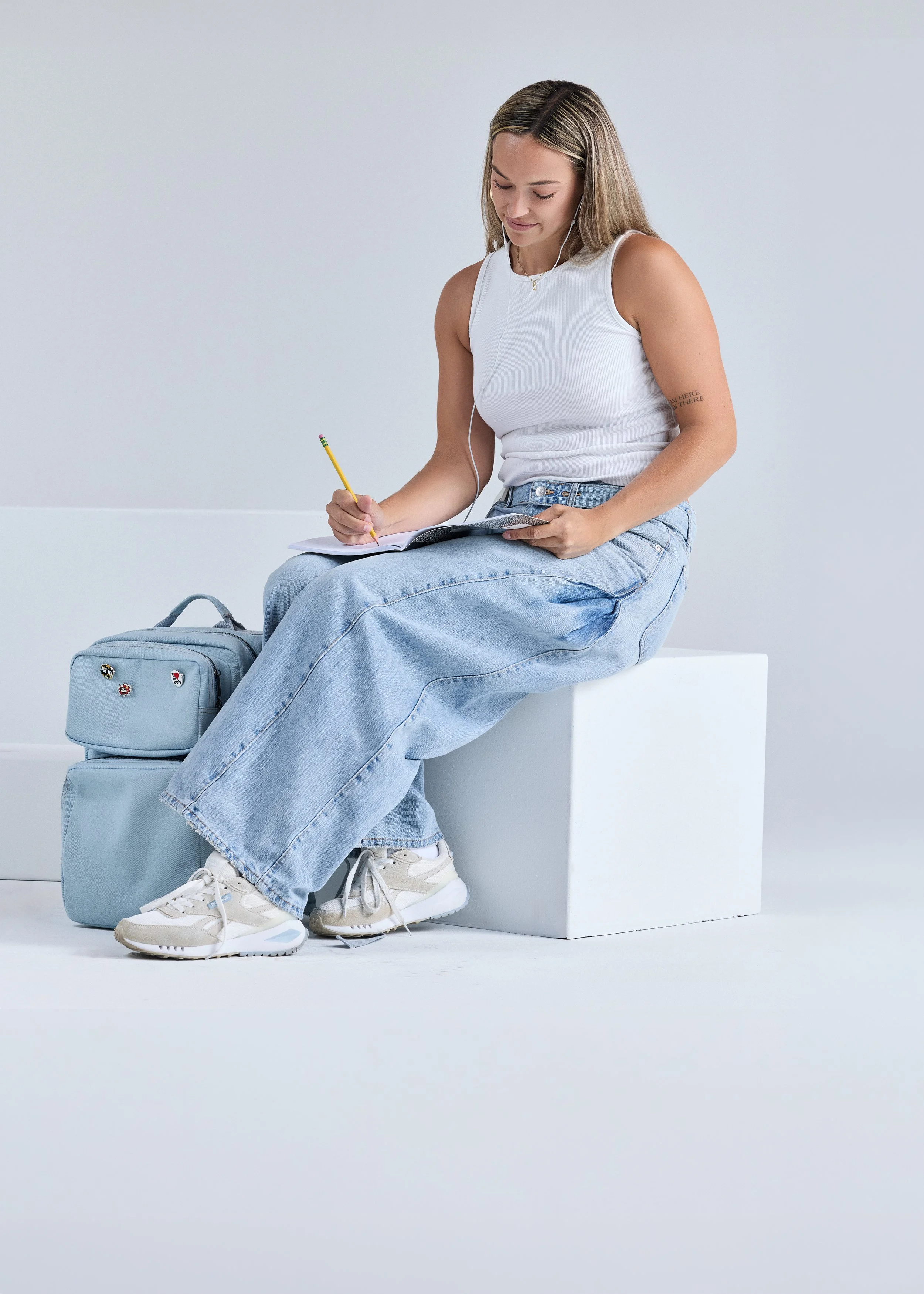 26_07_23_DENIM_25L_BP_107.jpg
