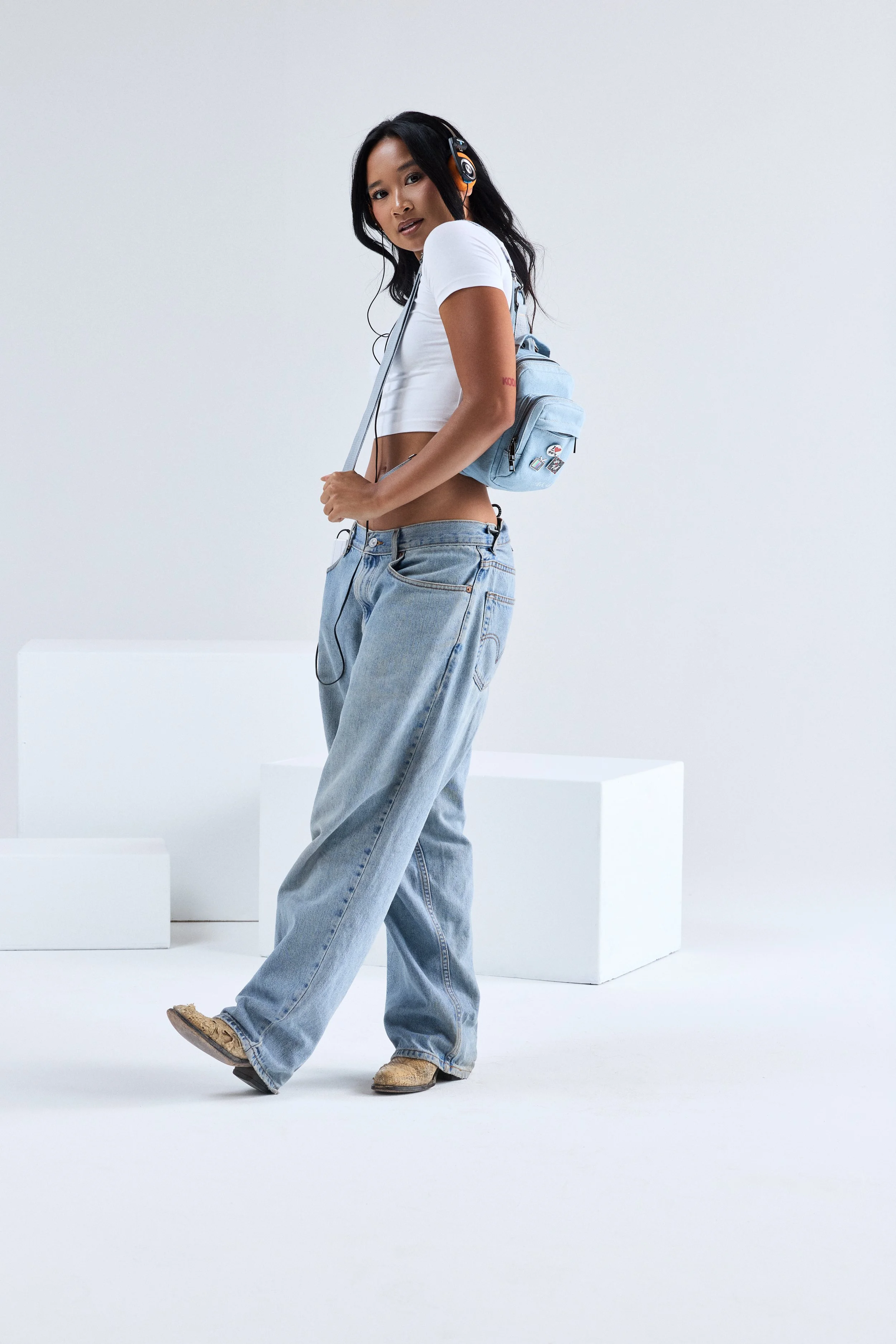 26_07_23_DENIM_4L_SLING_76.jpg