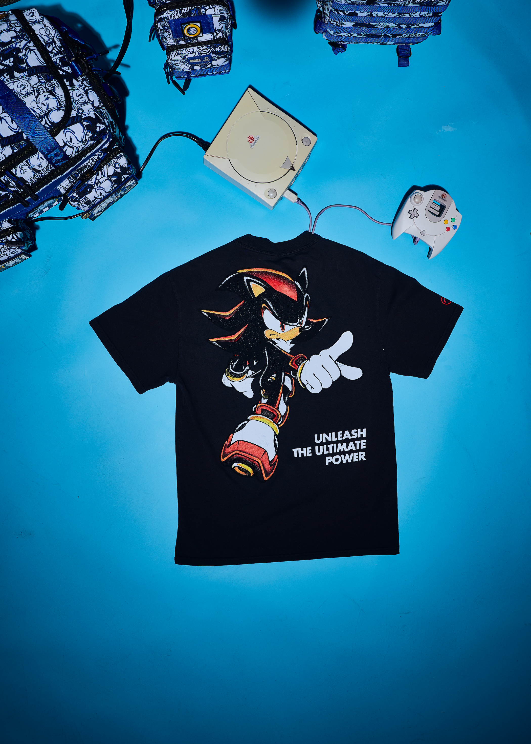 26_07_09_SONIC_COLLECTION_SHADOW_FLATLAY_BK_0555.png