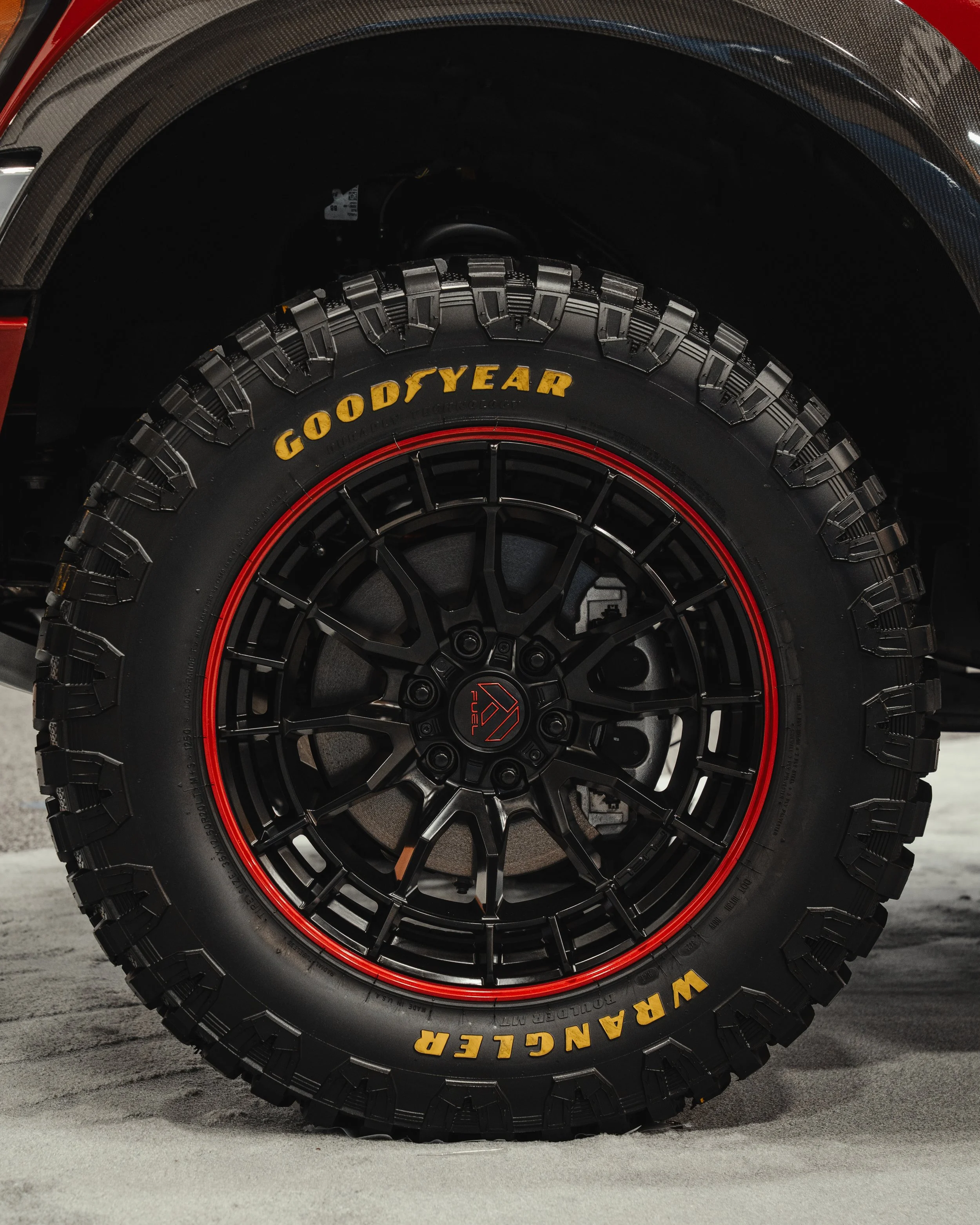 REALTRUCK SEMA BUILDS - FORD-4.jpg