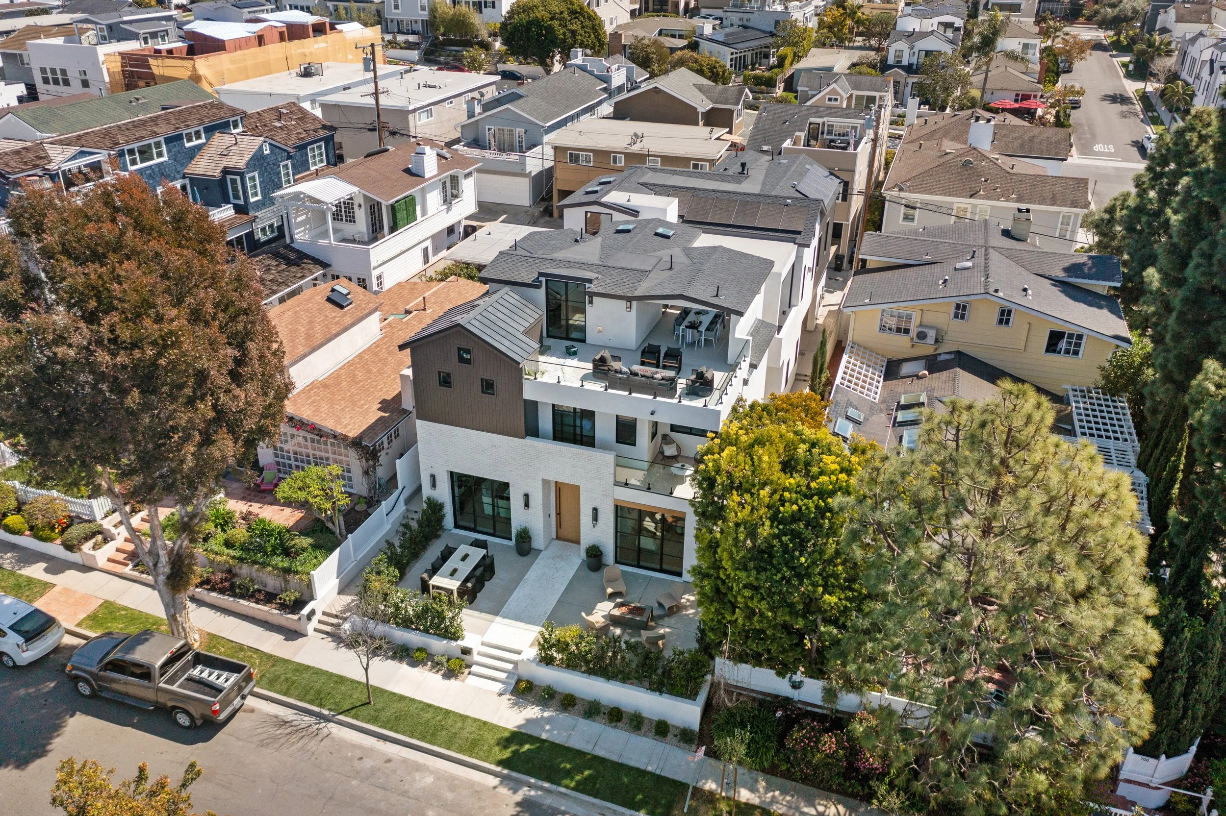 Goodday-Real Estate-704 Ochid Ave -2.jpg