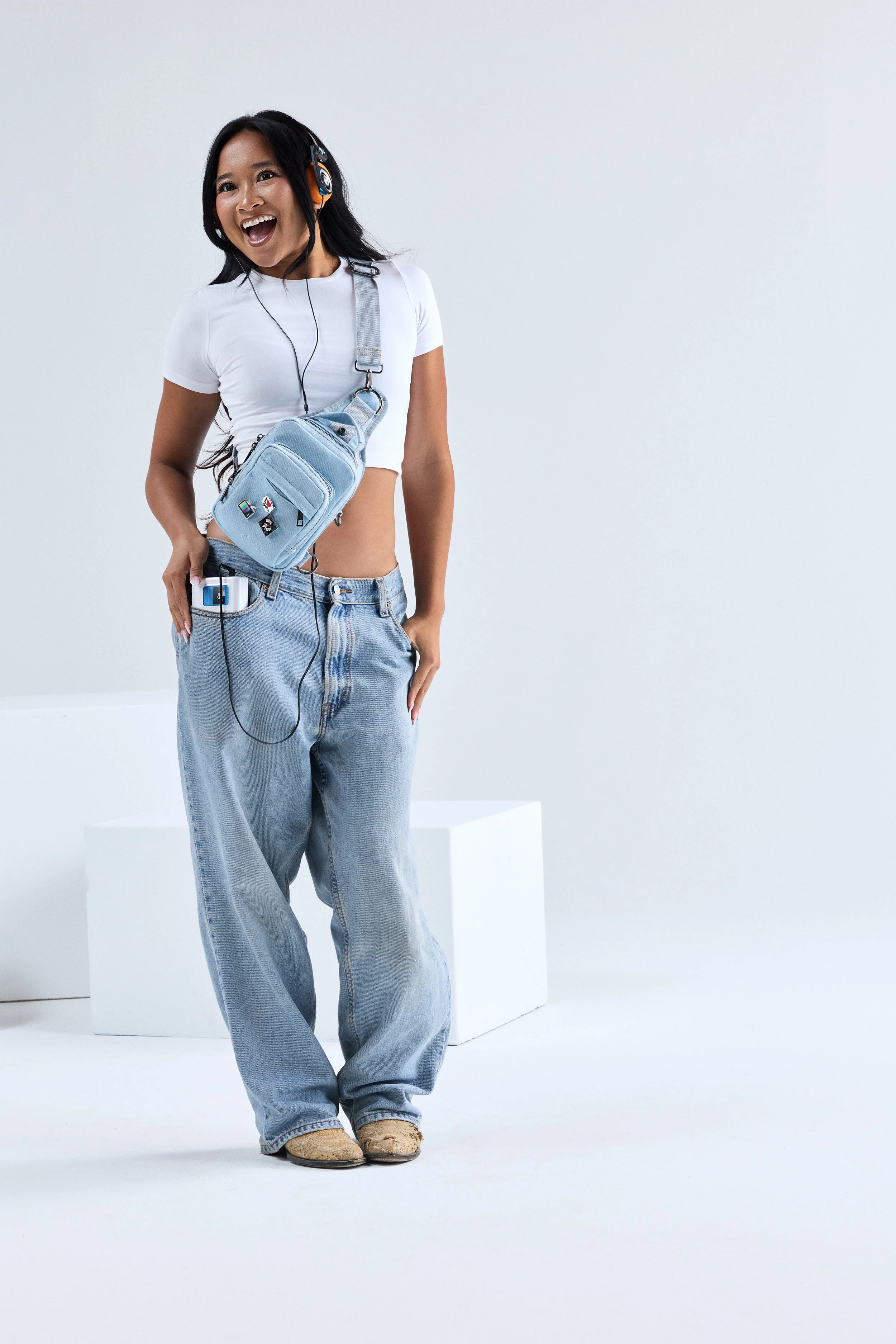 26_07_23_DENIM_4L_SLING_72.jpg