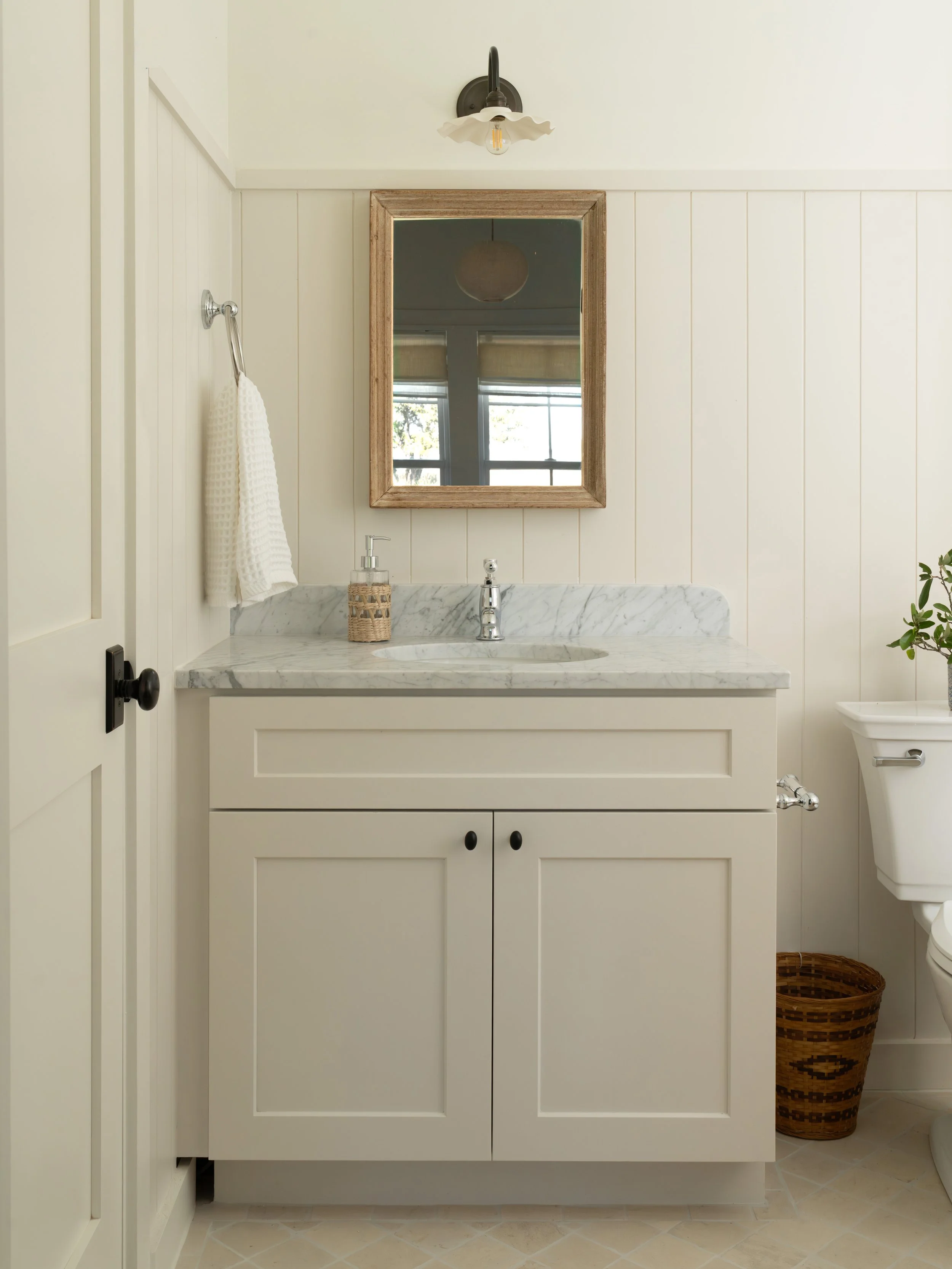 BVS-CZD-BLANCO-HALL-BATHROOM-MIRROR.jpg