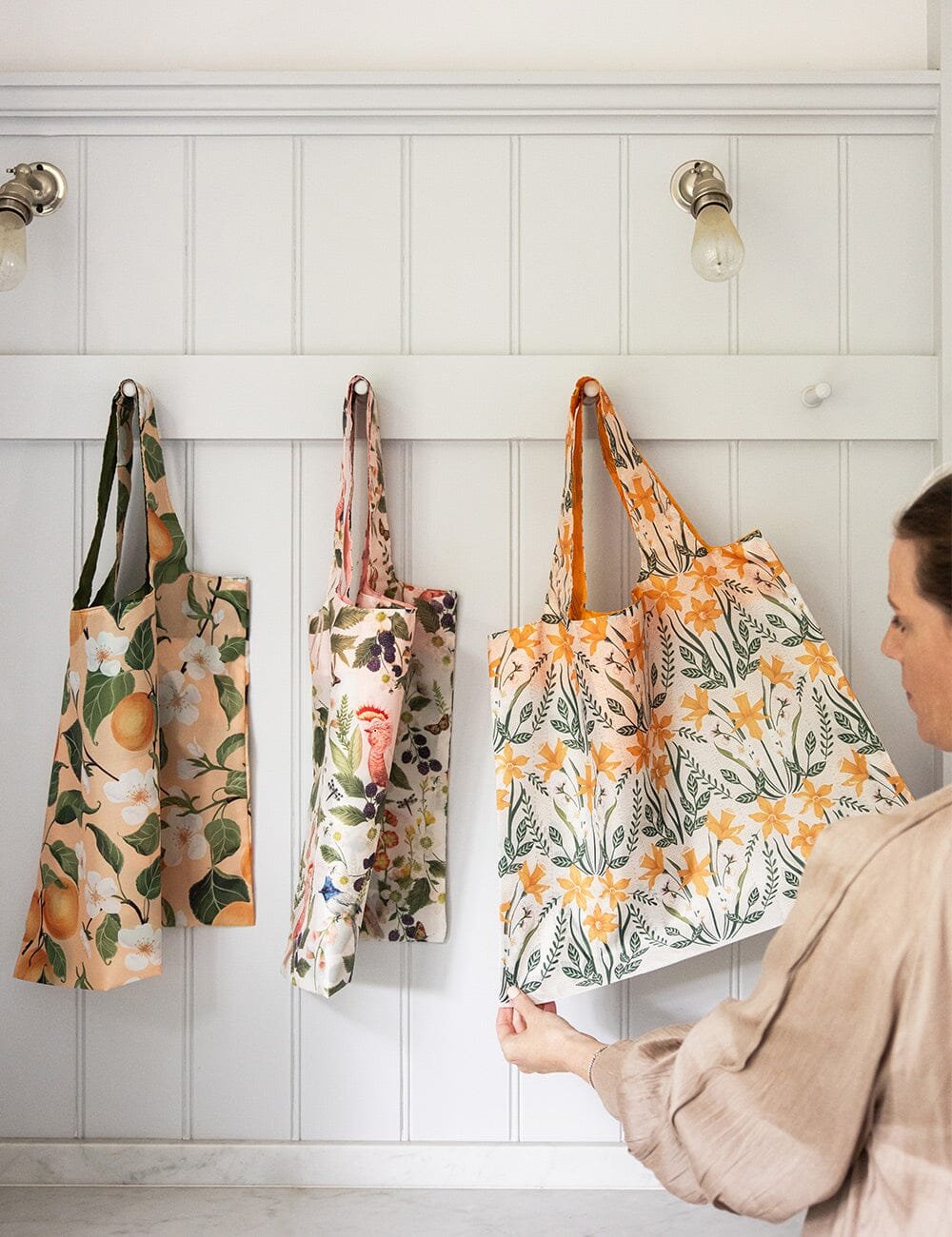 SB09-Daffodil-Shopping-Bag_Web_17.jpeg