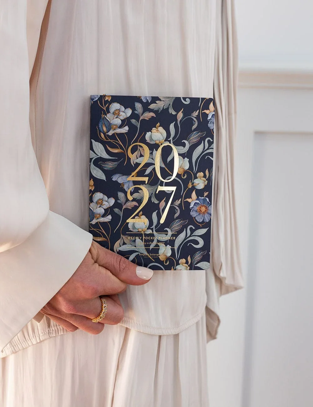 D2027S1PocketPlanner_SomersetEstate_50_web.webp