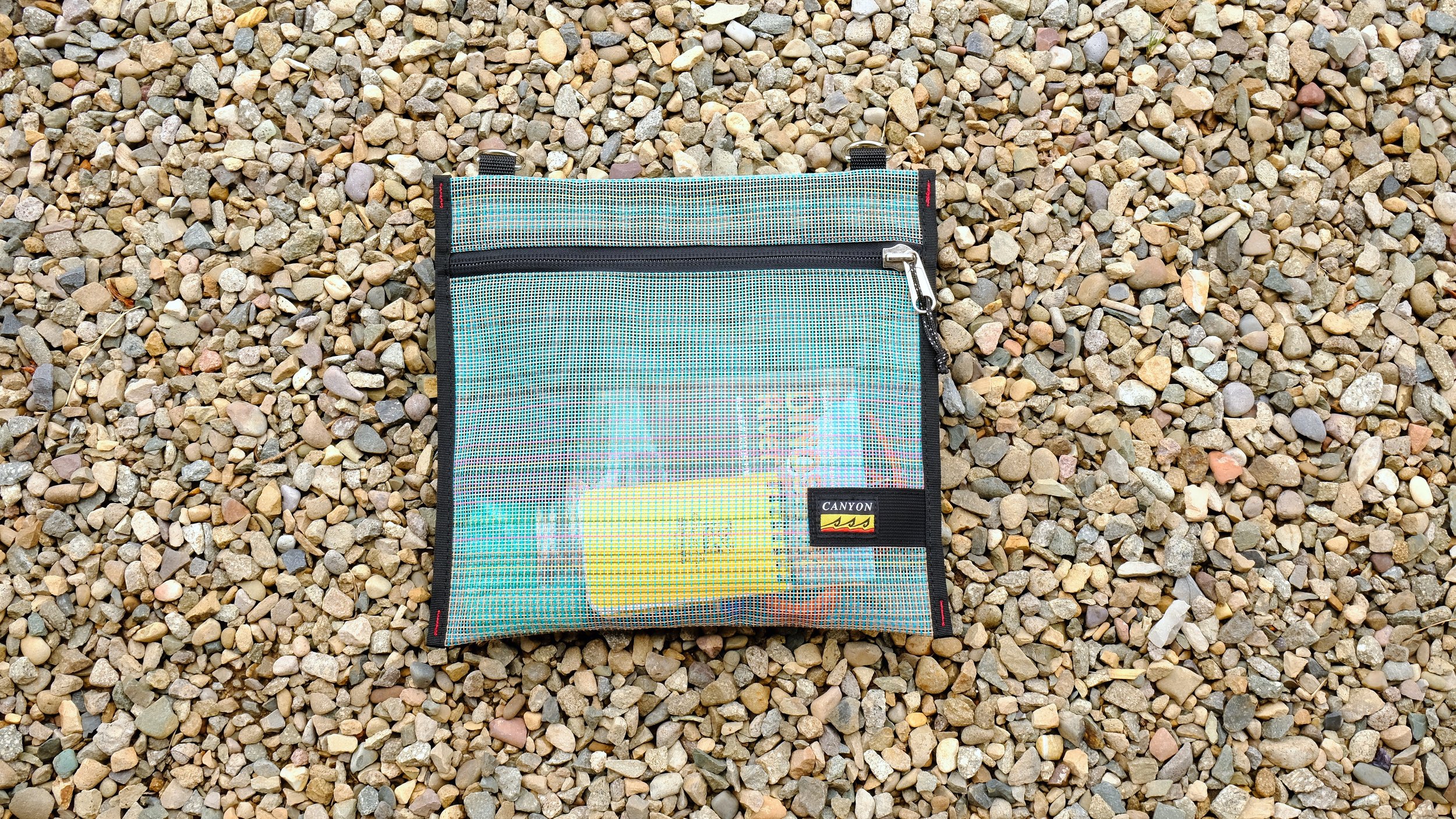 river gear mesh storage zipper zippered pouch quick access kayak raft sup paddle board