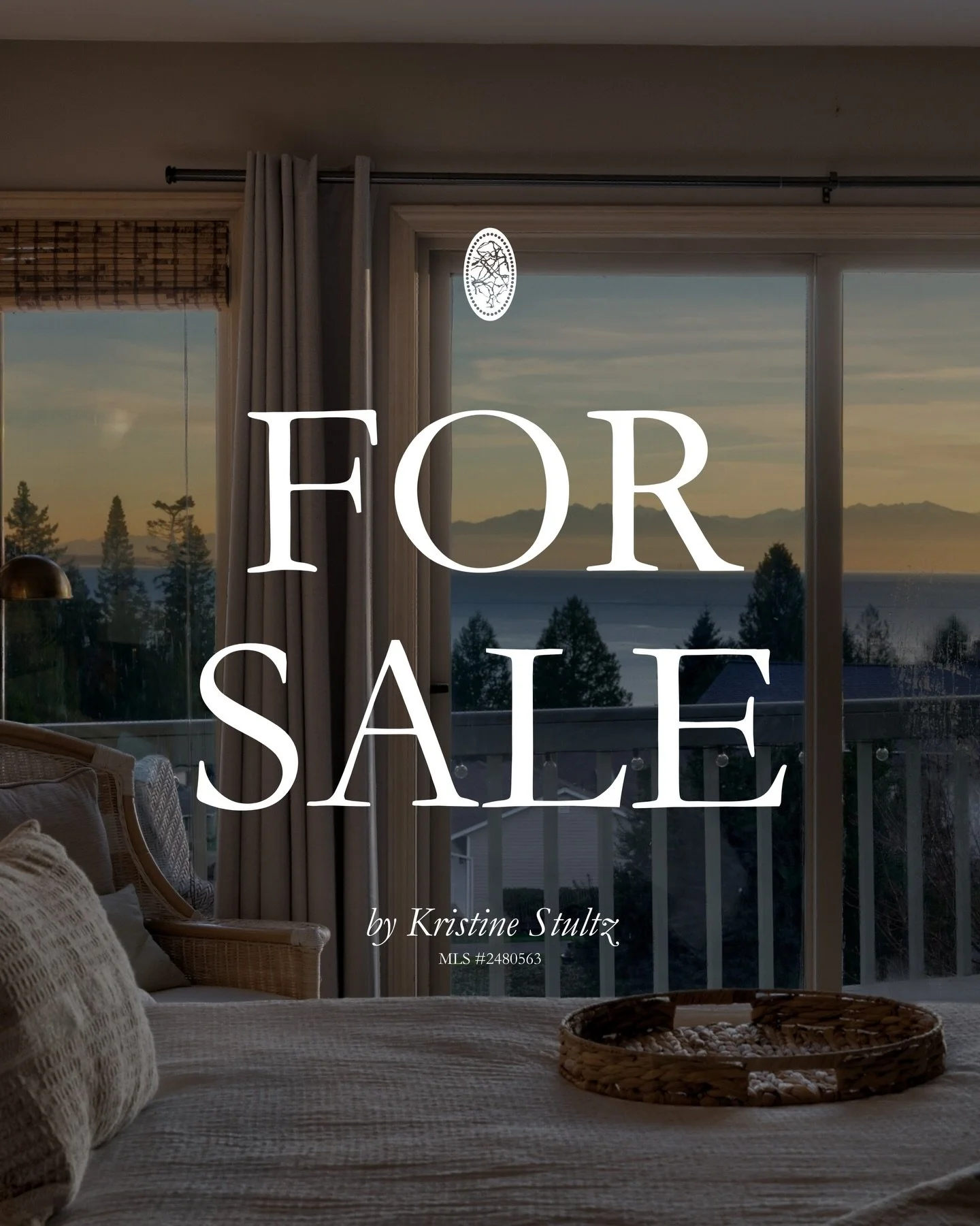 Just Listed 🌞 4402 Bryce Drive in Anacortes, WA 

Live the Northwest lifestyle in this soaring contemporary retreat in Skyline. Sunlight fills the open-concept living spaces, creating the perfect setting for gatherings, quiet mornings, and cozy even