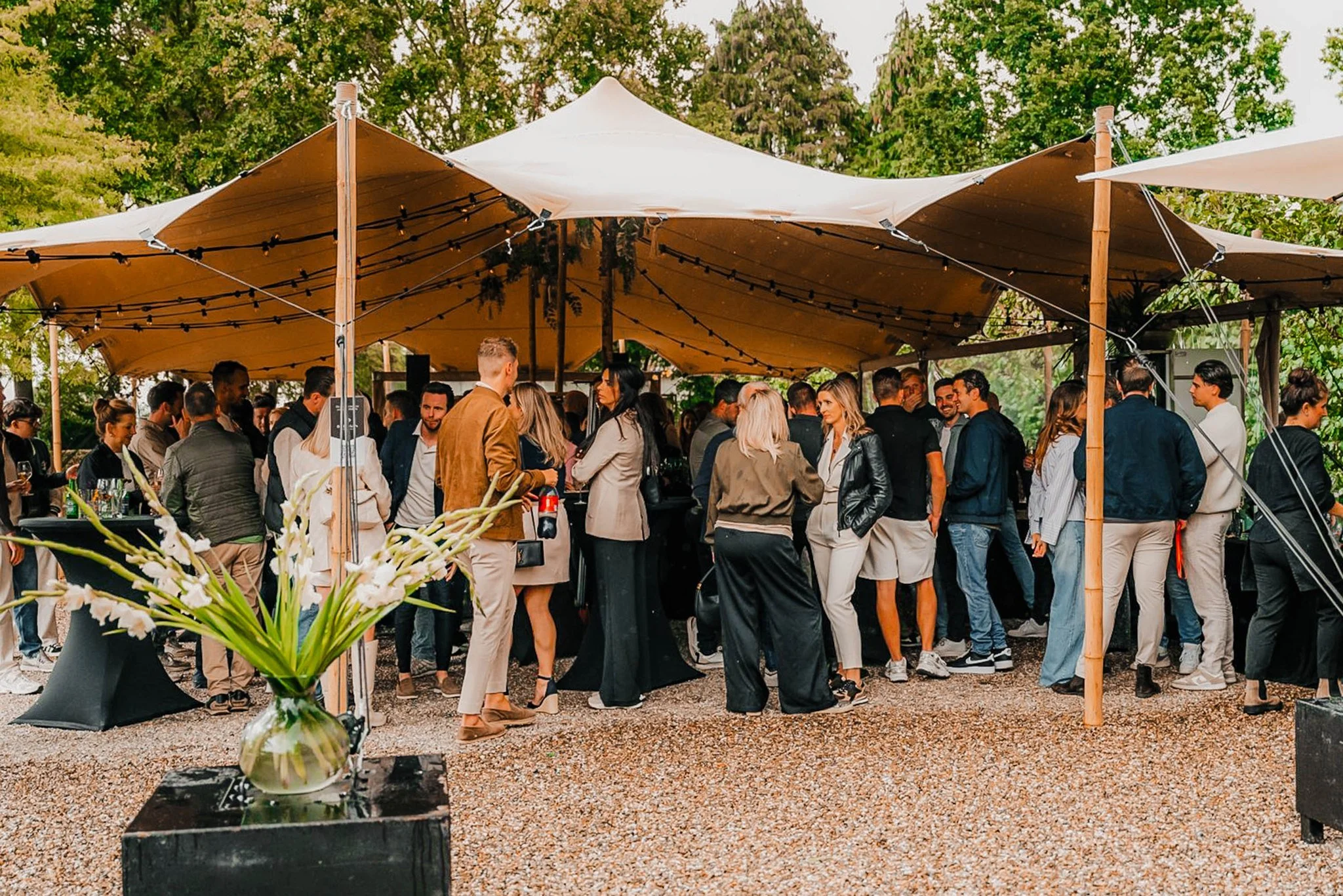 ✨ Een business event? Wij zorgen voor de juiste schaduw &eacute;n uitstraling. Onze stretchtenten cre&euml;ren de perfecte setting voor netwerken, presentaties en ontmoetingen in stijl.

We cover precious moments ✨

#businessevent #stretchtent #bedou