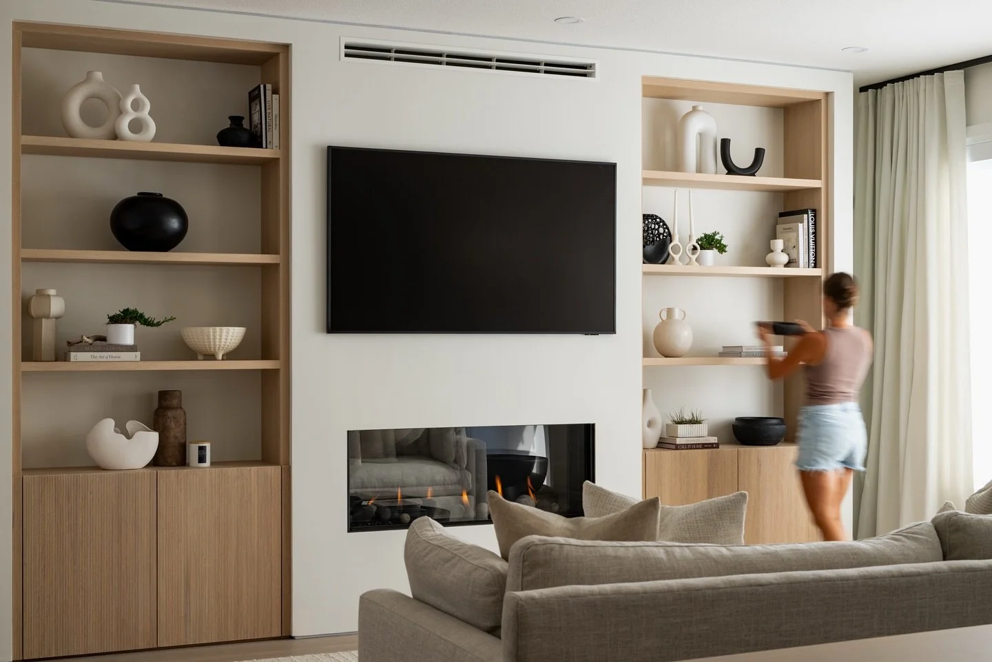 From builder-box blah ➝ to customized hygge 

For those of you not familiar with the word &mdash; don&rsquo;t feel bad (I wasn&rsquo;t either!). Now we can all know:
Hygge (Danish/Norwegian) &mdash; a feeling of cozy comfort, contentment, and well-be