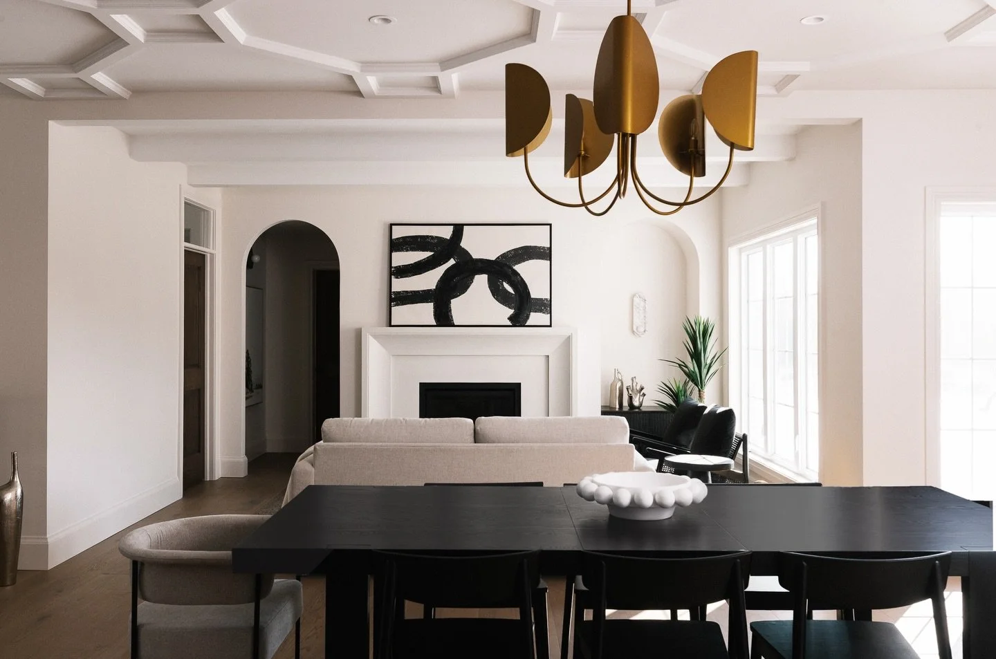 Beautiful craftsmanship + stunning design + our elevated furniture = the perfect combination. 

Design: @braamscustomcabinets 
Furniture: @benandbrittathomestaging 
📸: @mike_barry_ca