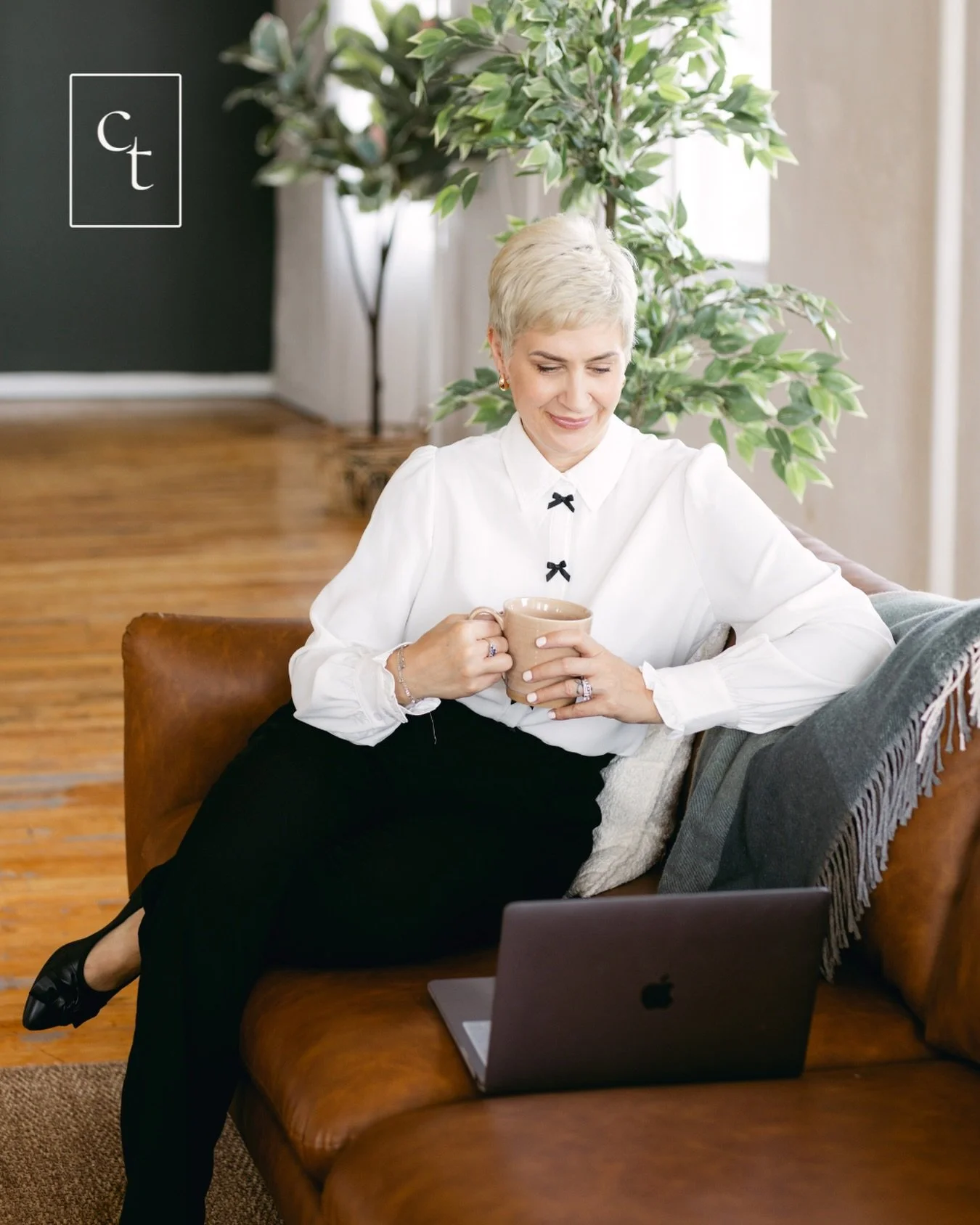 Therapists aren&rsquo;t blank slates 🗒️

We&rsquo;re people, and while we&rsquo;re taught to be neutral, including limiting our self-disclosure and our emotions, we&rsquo;re still human, and so are you.

So, if you tell us something shocking, we&rsq