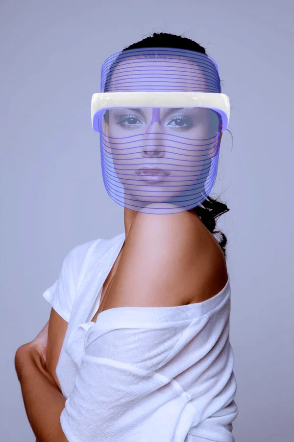 LED-Mask-model.webp
