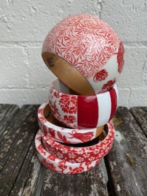 Red arm stack tower.jpg