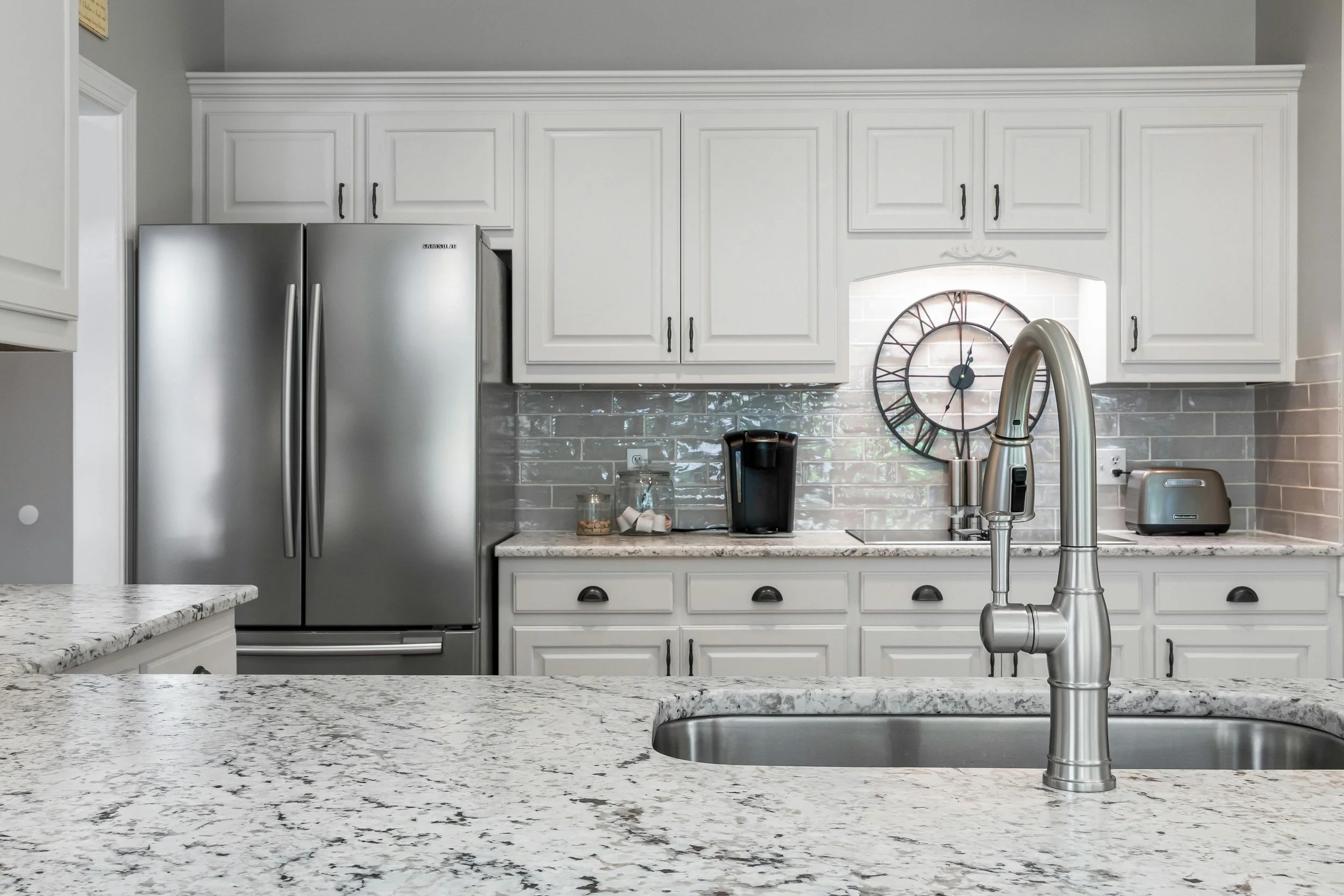 Read This Before Buying Granite Countertops