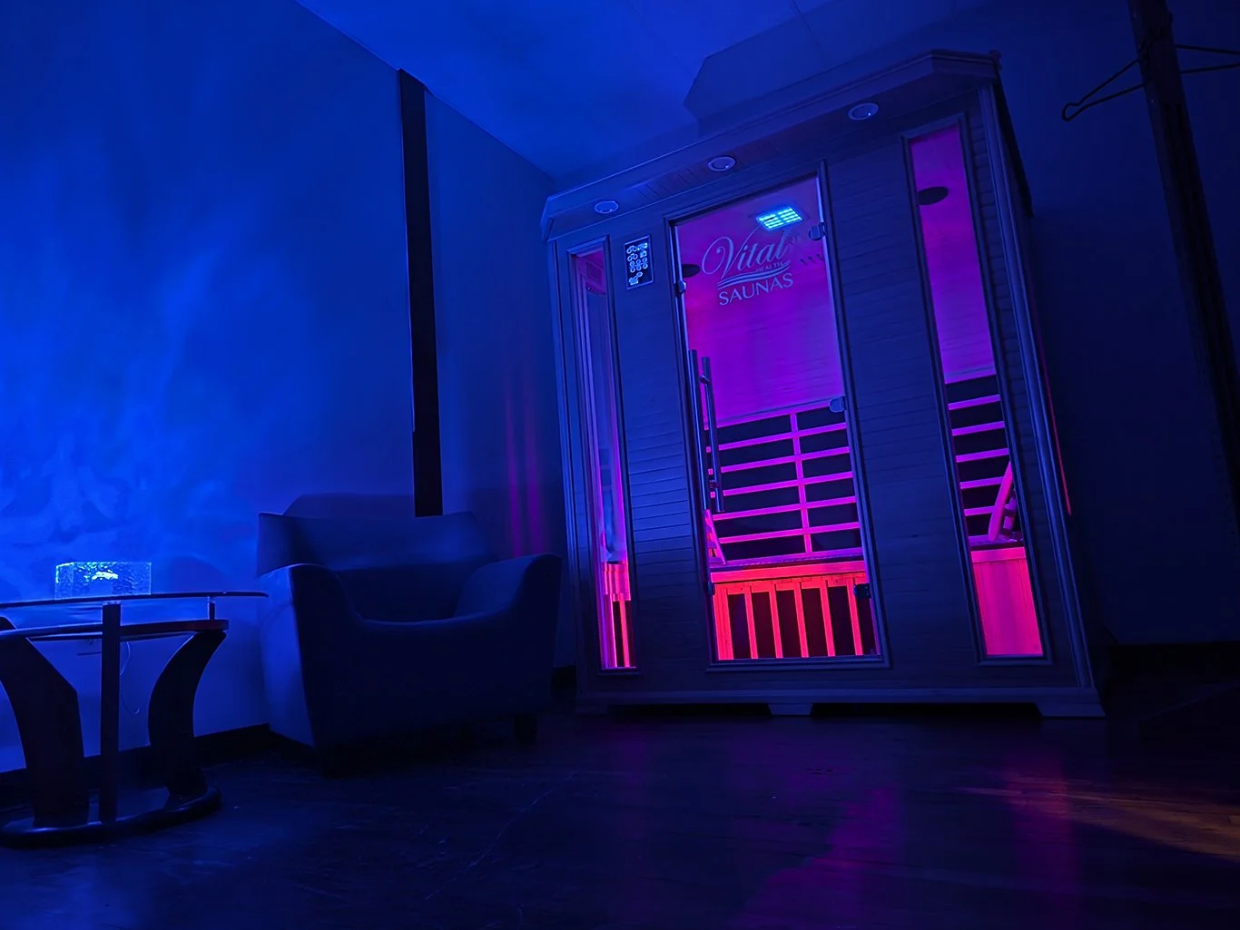 Private Infrared Sauna Lounge