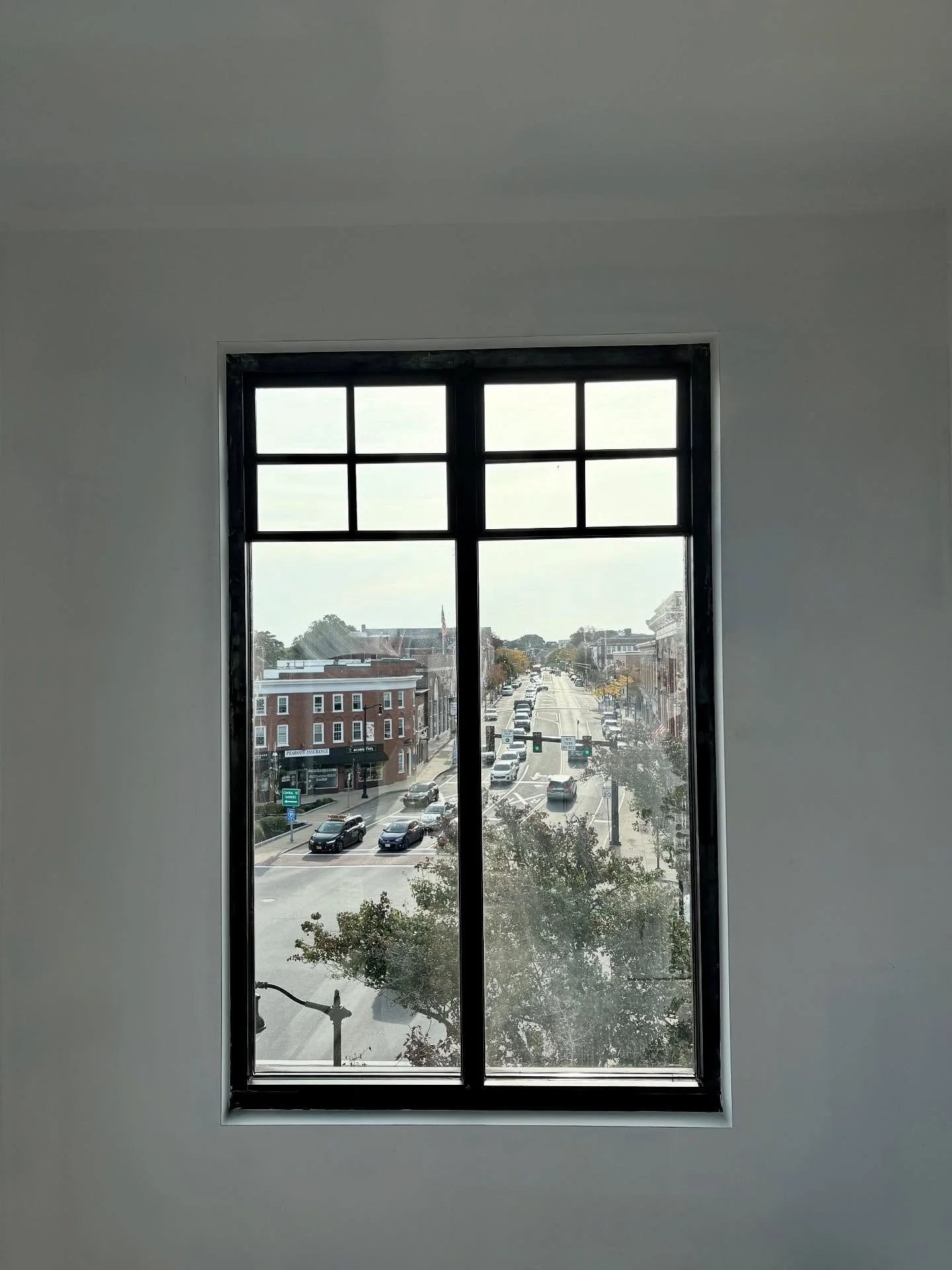 The perfect place to grow your business is right here in the heart of downtown Peabody! 

Located at 10 Lowell St., The Suites Downtown puts you steps away from constant foot traffic, right above Brodie&rsquo;s and the Northshore&rsquo;s hottest new 