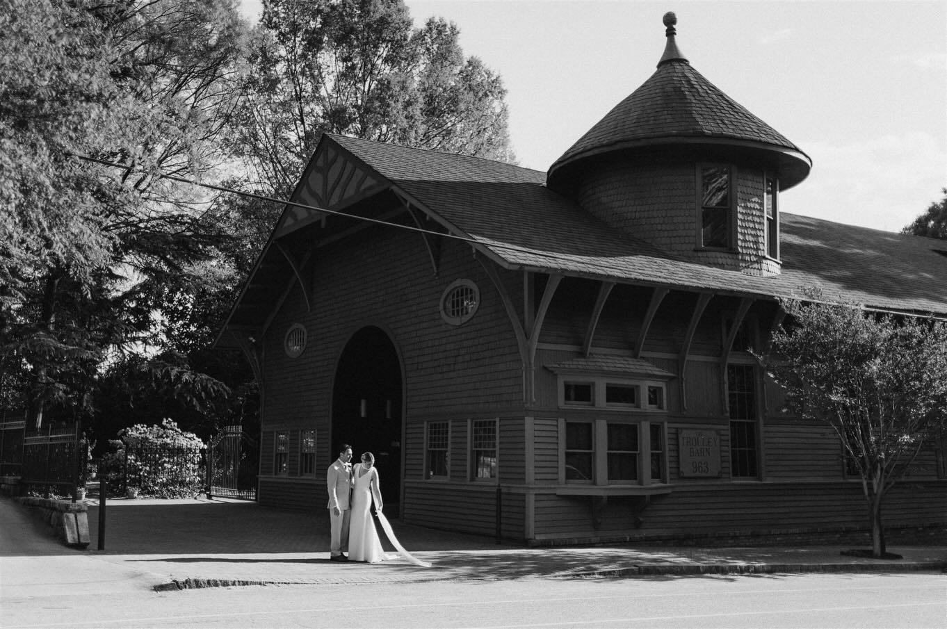 Caitlin &amp; Alejandro 🪩 What a joyous day this was! A simple, heartfelt ceremony surrounded by their guests, delicious @eltesoroatl 🌮, and a vibrant dance floor under the disco ball with @emeraldempireband. Caitlin and Alejandro lived their love 