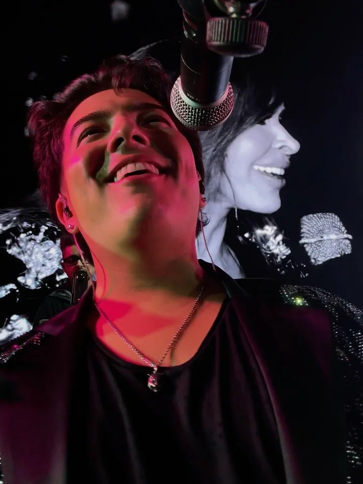 BGV for @gloriatrevi at BMO Stadium &ndash; es un sue&ntilde;o hecho realidad 🎙️

Mil gracias a @corcheamusic por ser el director musical m&aacute;s admirable e inspirador de este show, y a todos mis coristas tan talentosos y lindos, que siempre me 