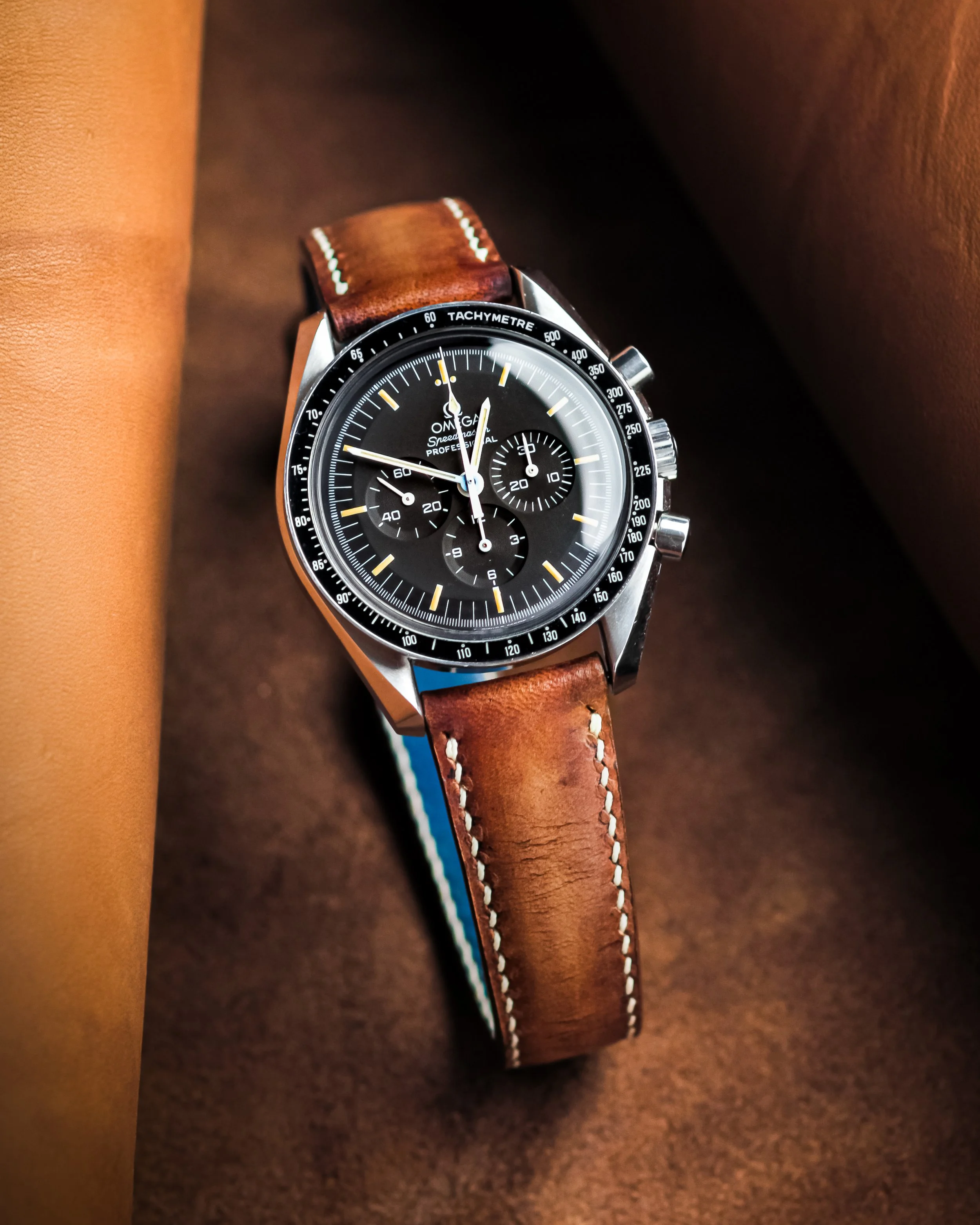 Faded brown leather for the Omega Speedmaster