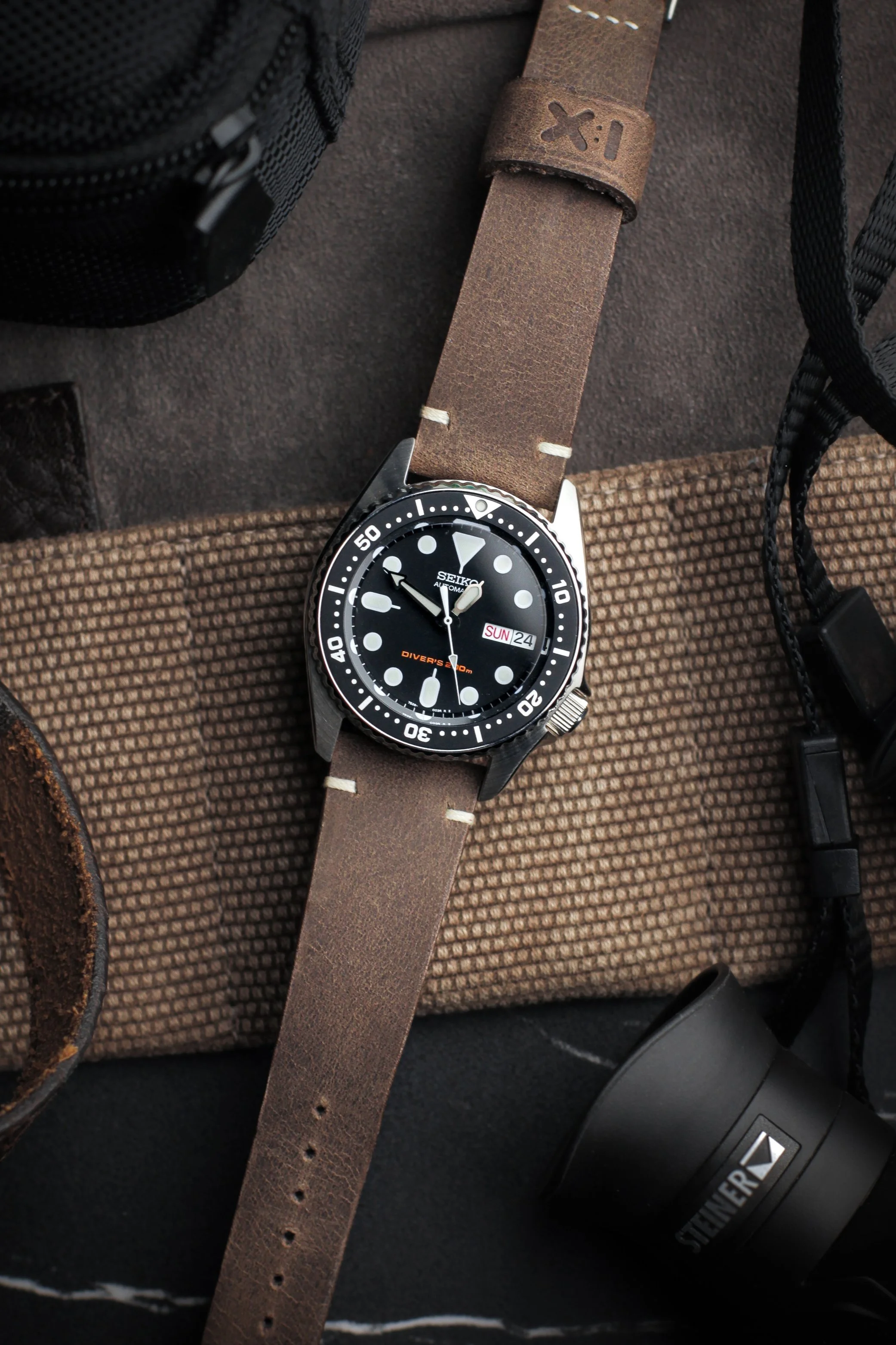 Vintage "Smoked taupe" strap for the SKX013