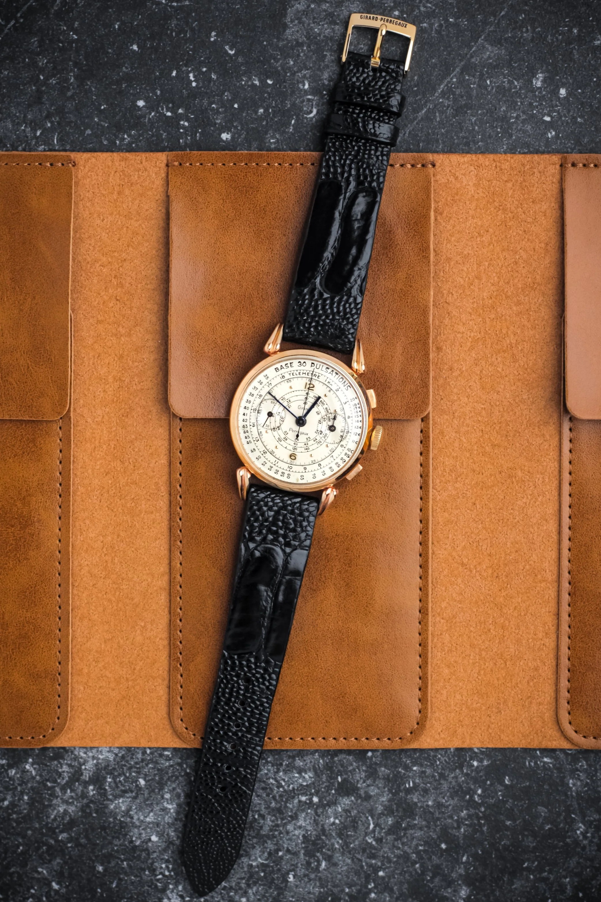 Vintage vibes with this black ostrich and the 1950’s GP