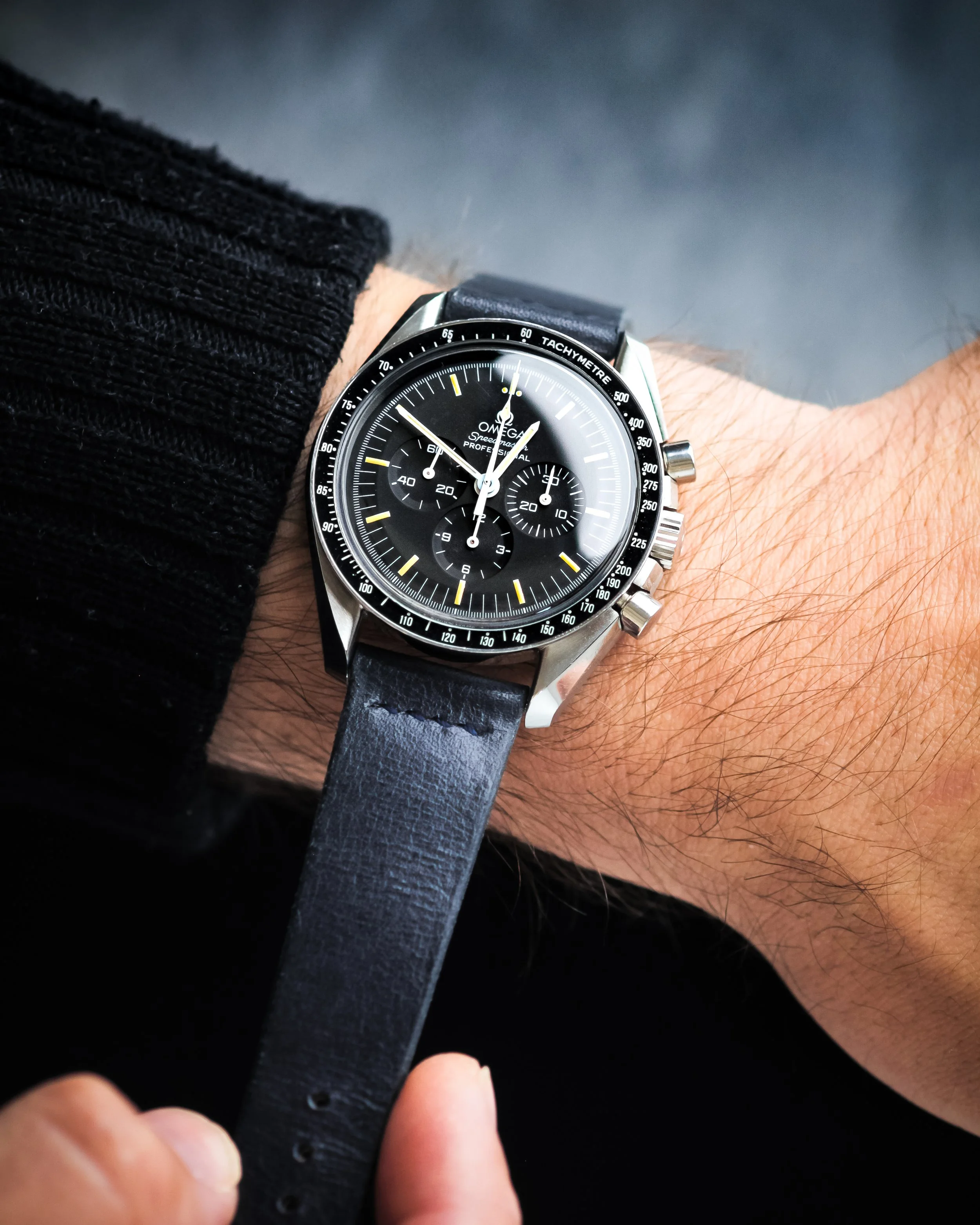 Speedmaster-navy-vintage-collection.jpg