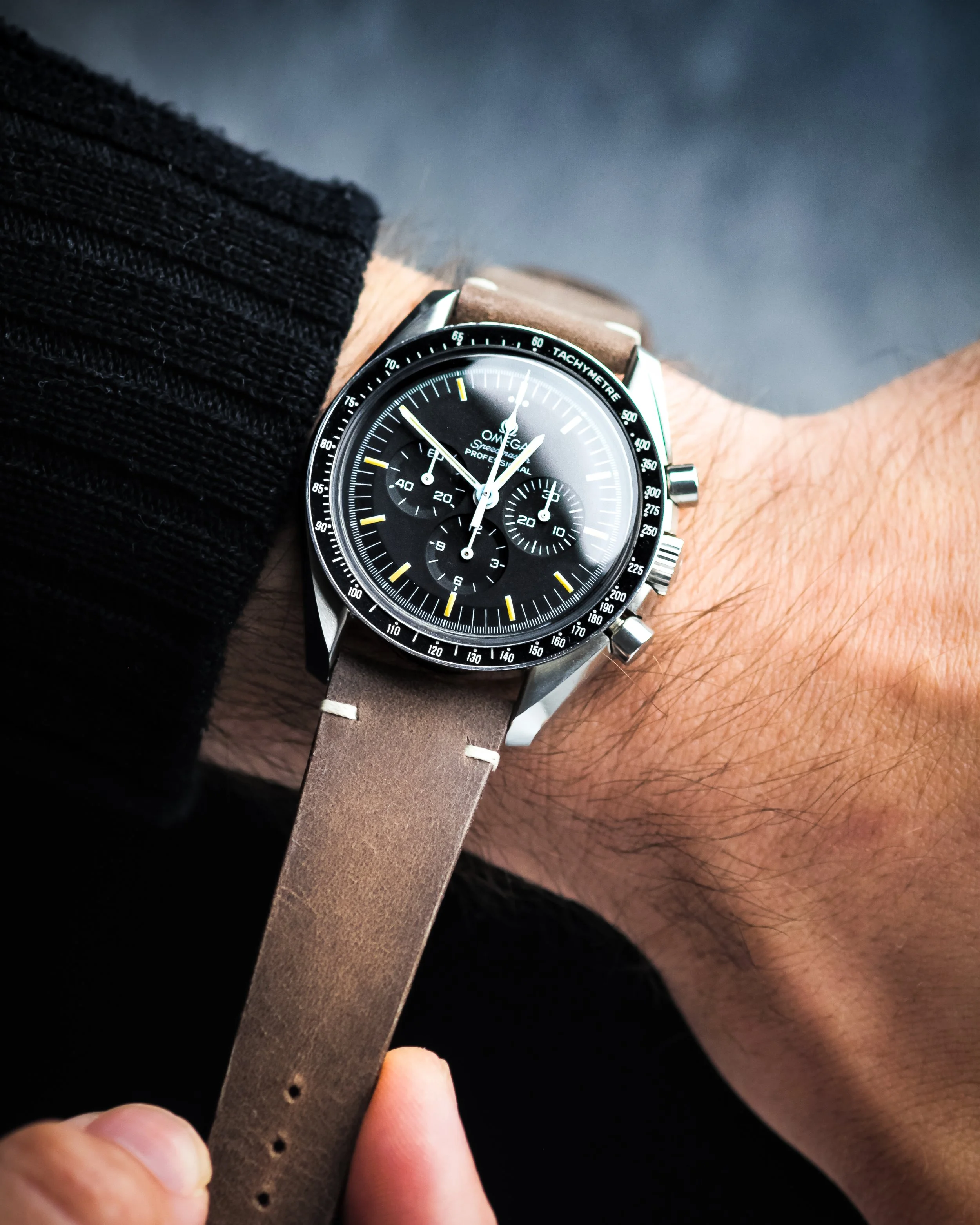 Speedmaster-smokedtaupe-vintage-collection.jpg