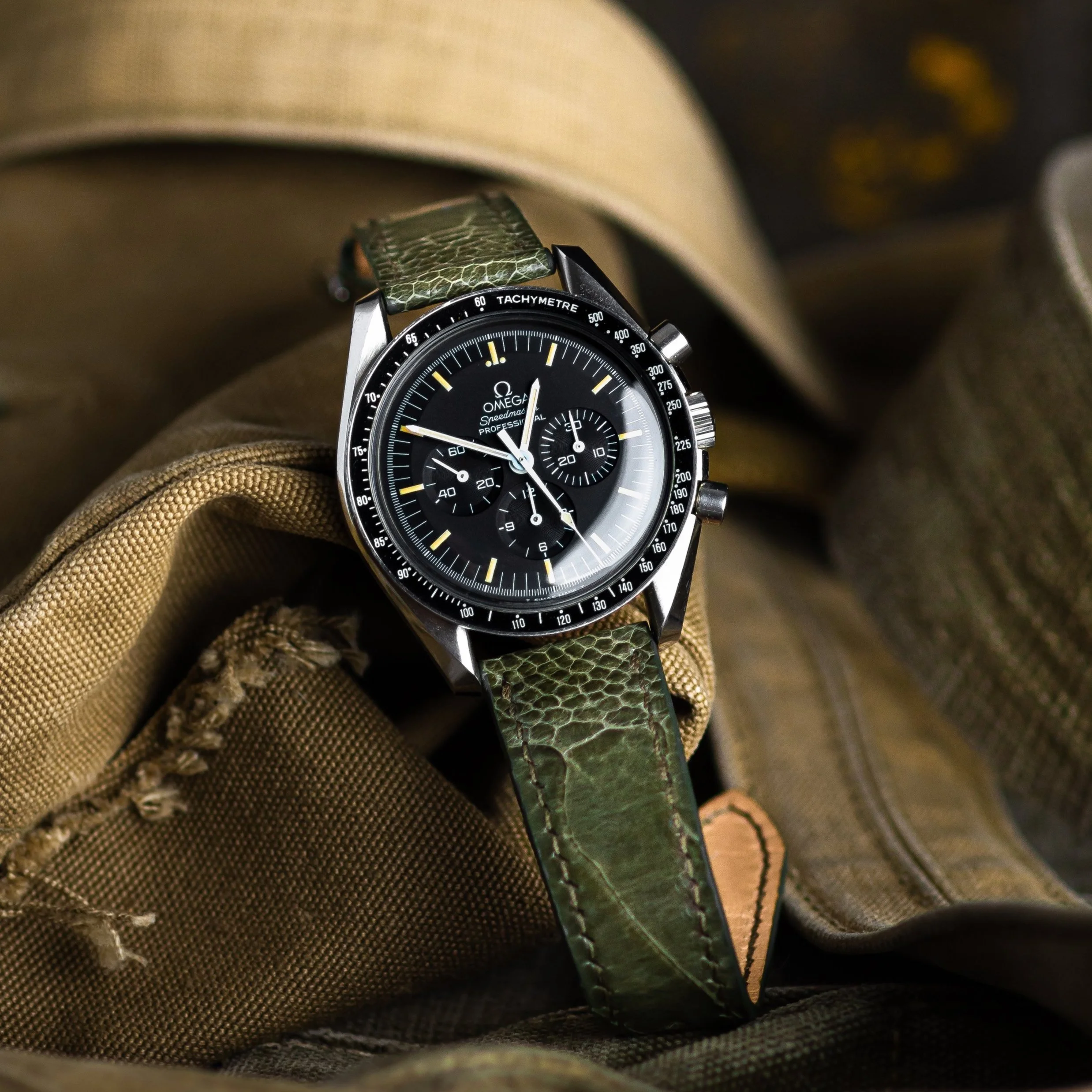 Olive green ostrich leg for the Omega Speedmaster