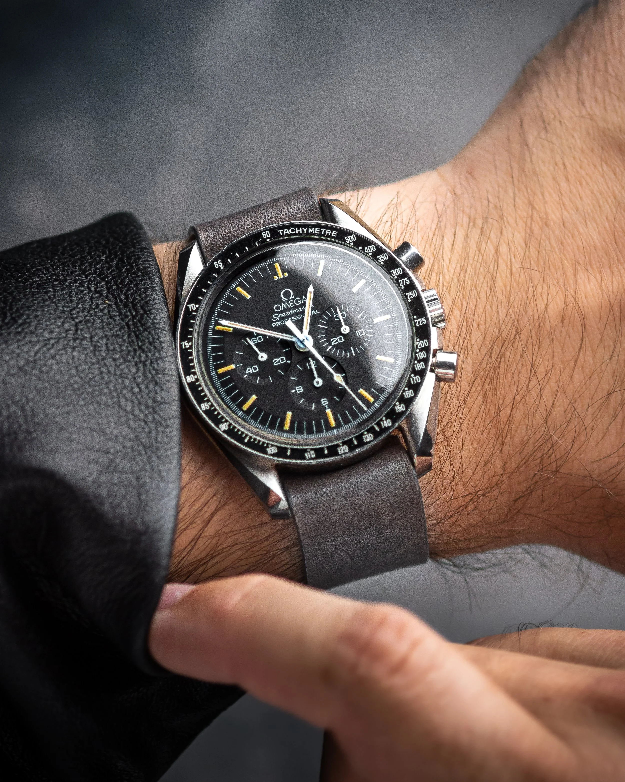 Lunar Grey for the Speedmaster