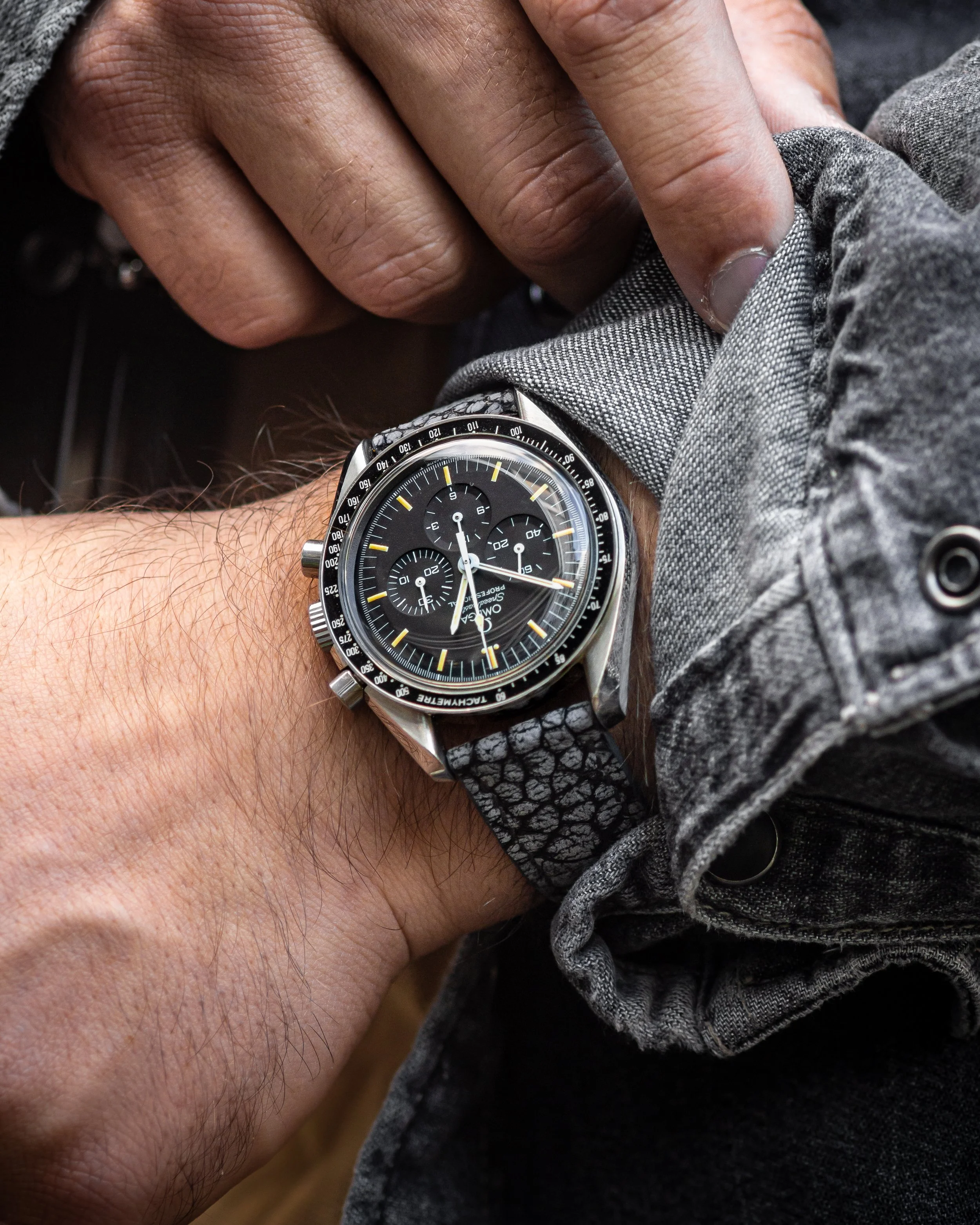 charcoal-ostrich-speedmaster-07.jpg