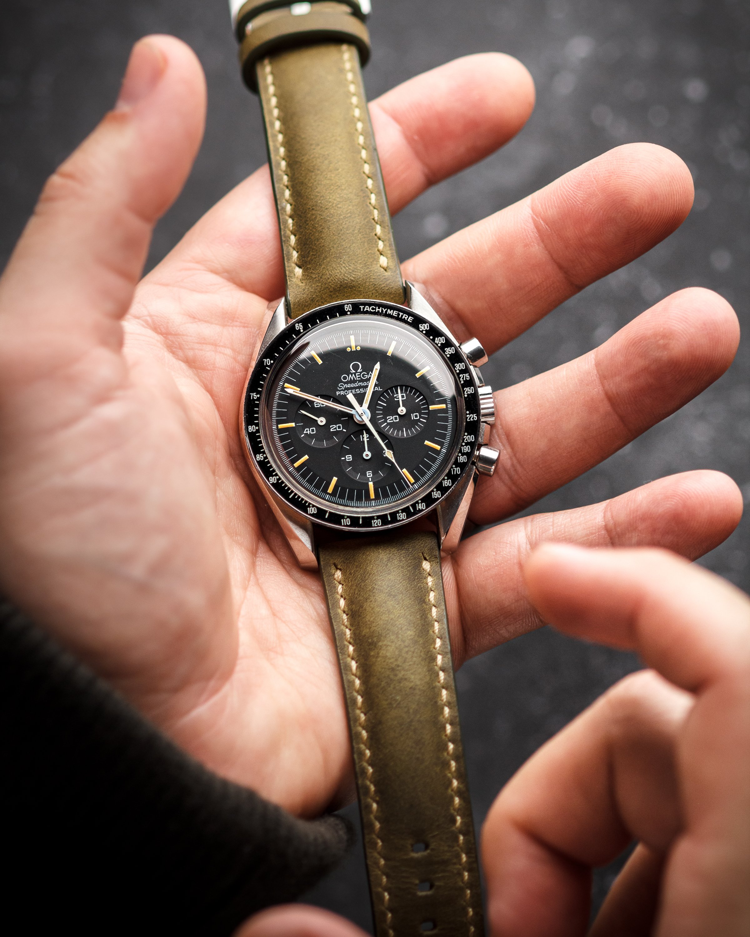 speedmaster_olive_waxedleather-12.jpg