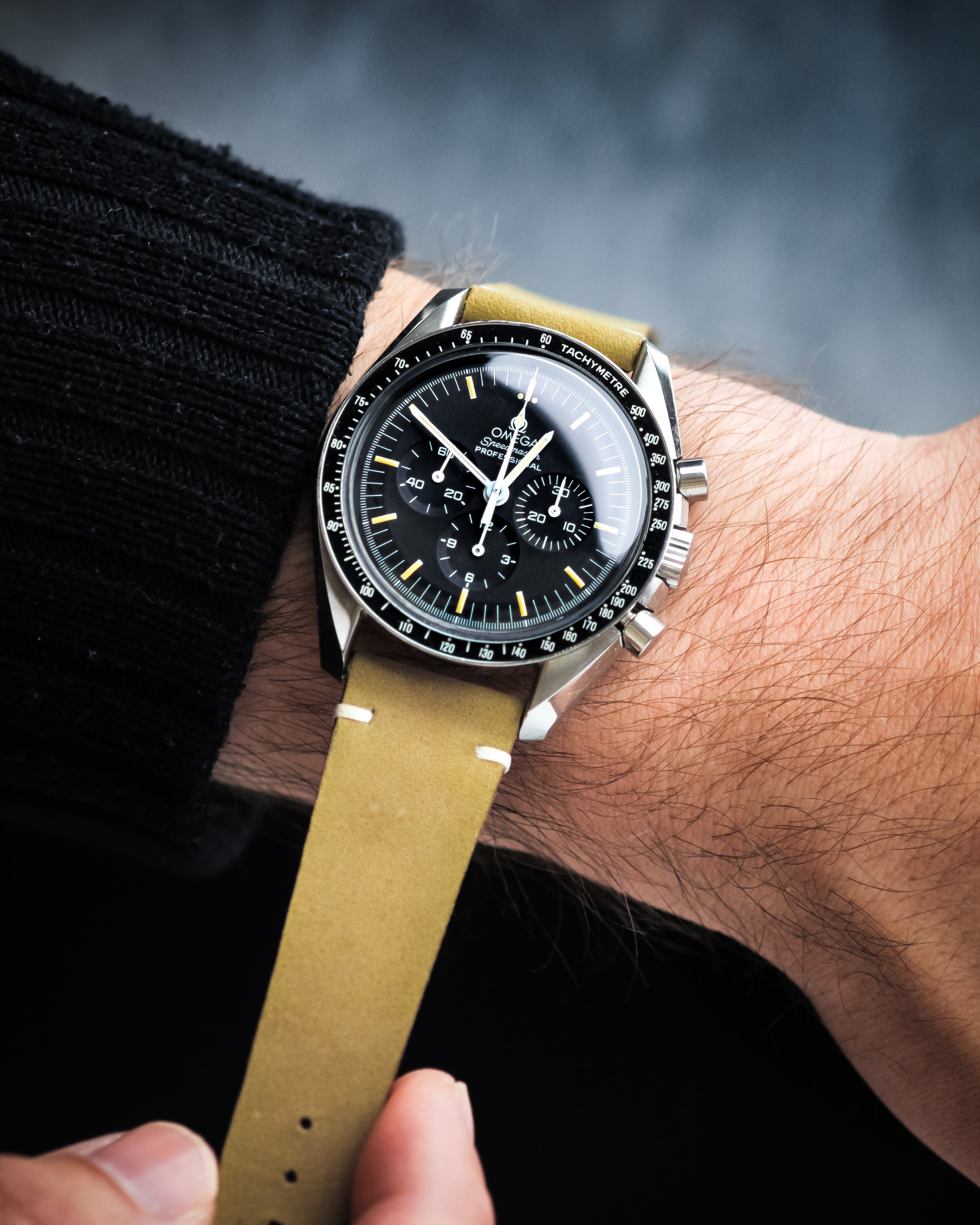 Speedmaster-olive-vintage-collection.jpg