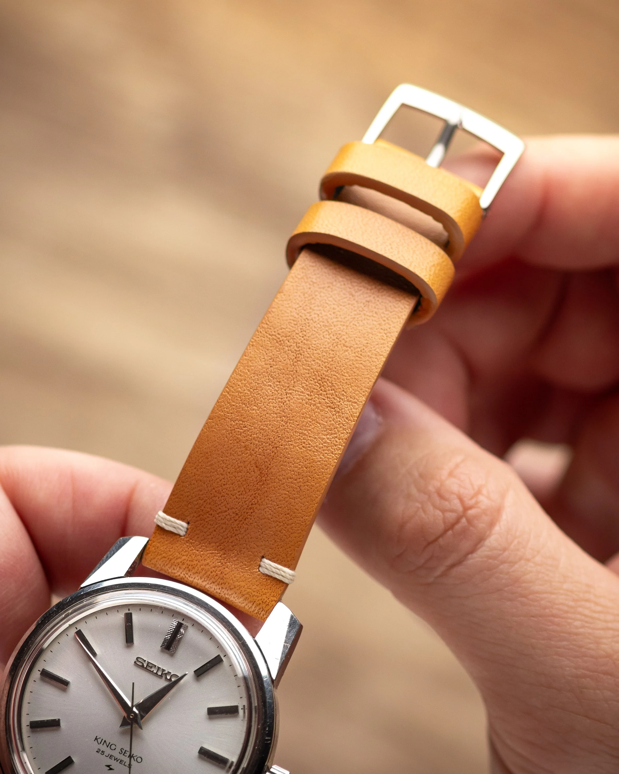 44ks-apricot-cowleather-3.jpg