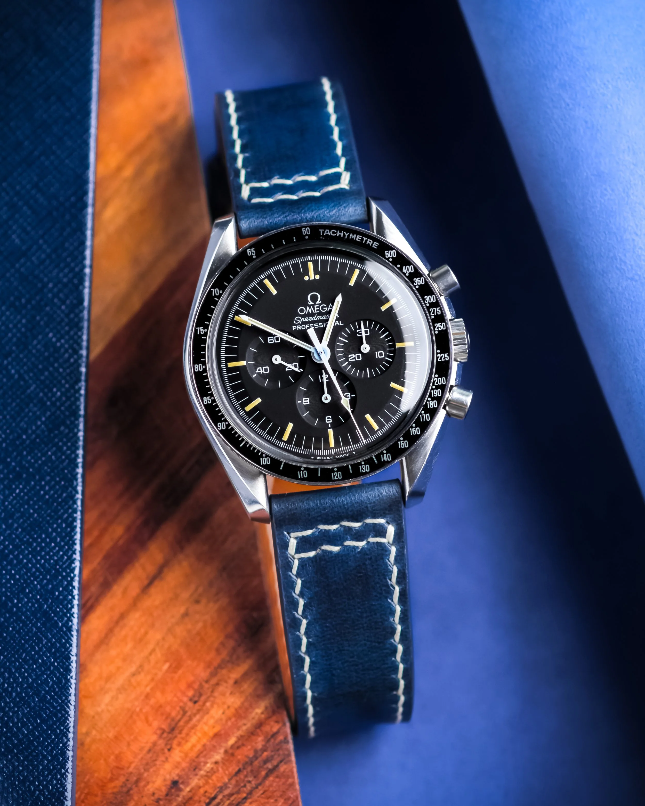 Custom blue leather for the Speedmaster
