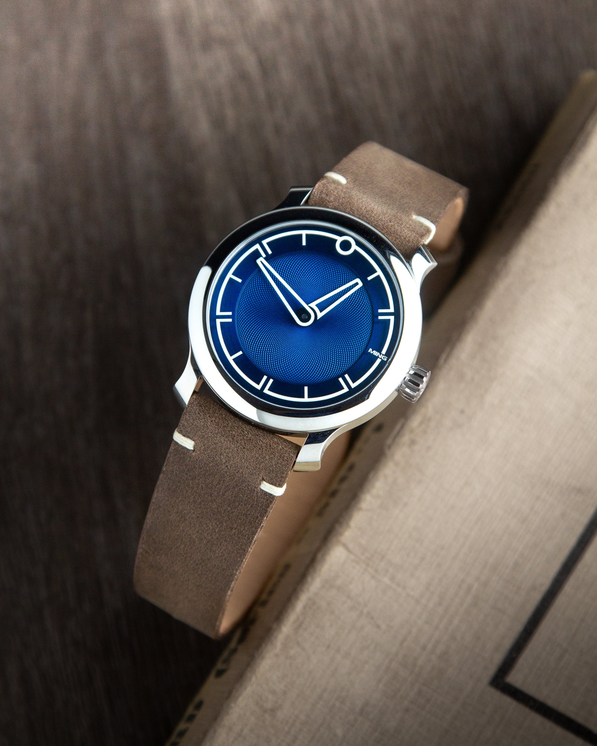 Smoked Taupe for the Ming 17.09