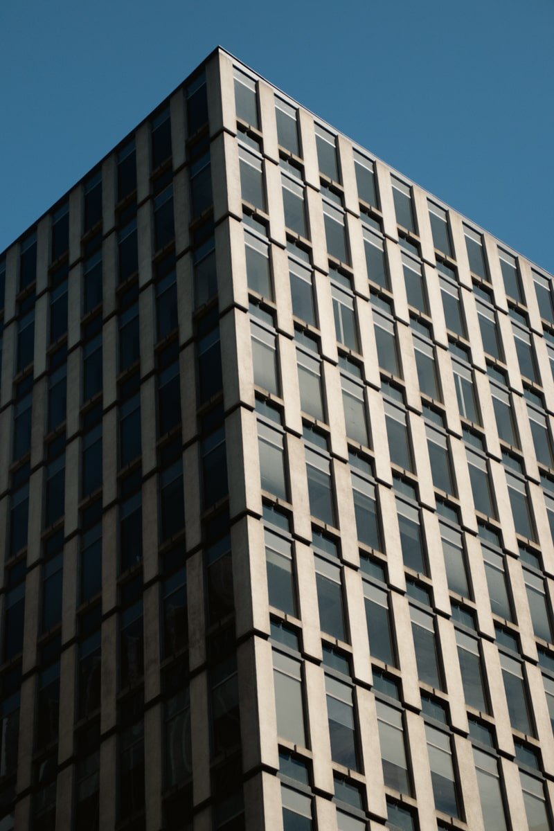 modern skyscraper, repeated windows